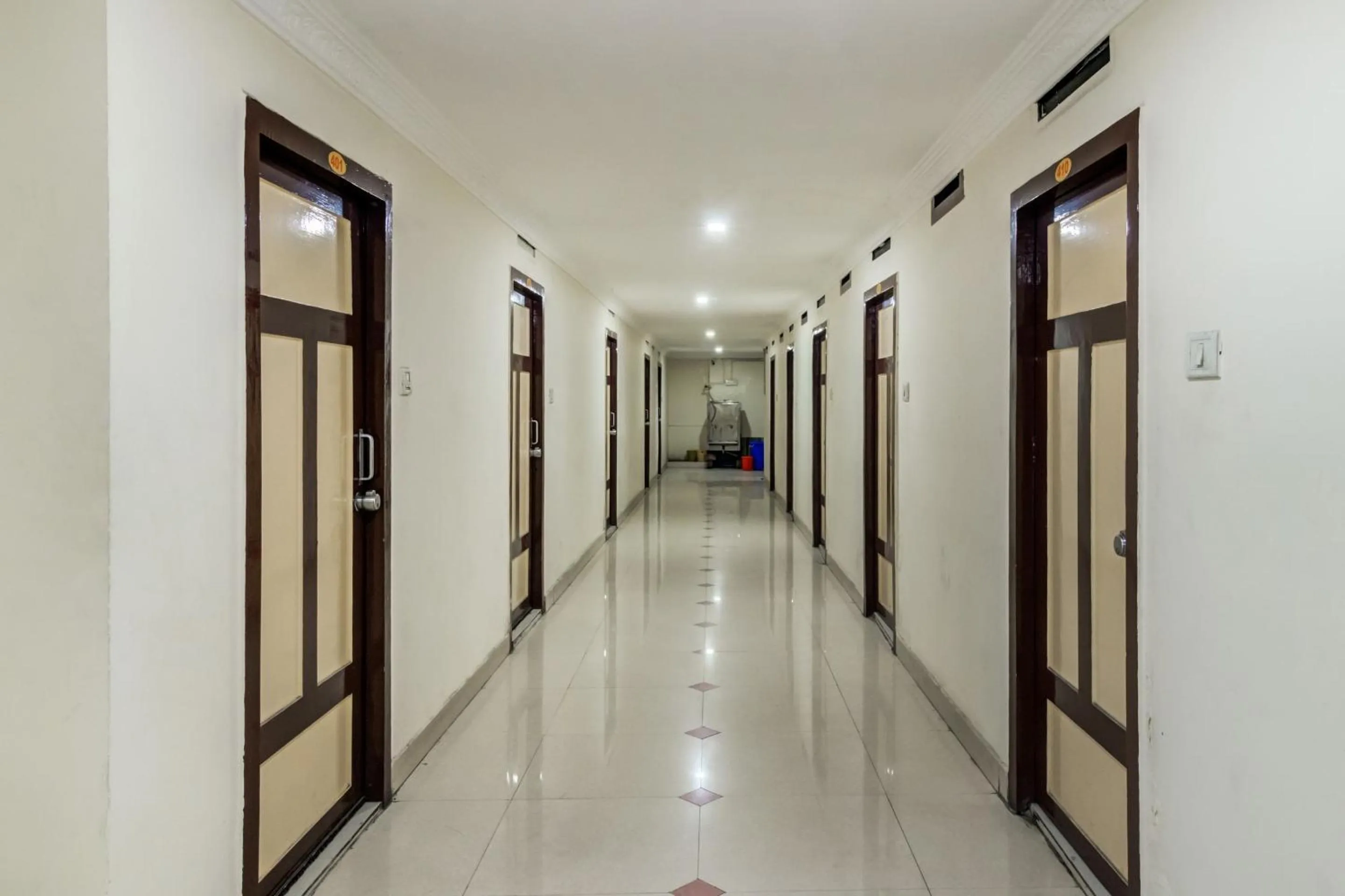Lobby or reception in SPOT ON Swarna Mayuri