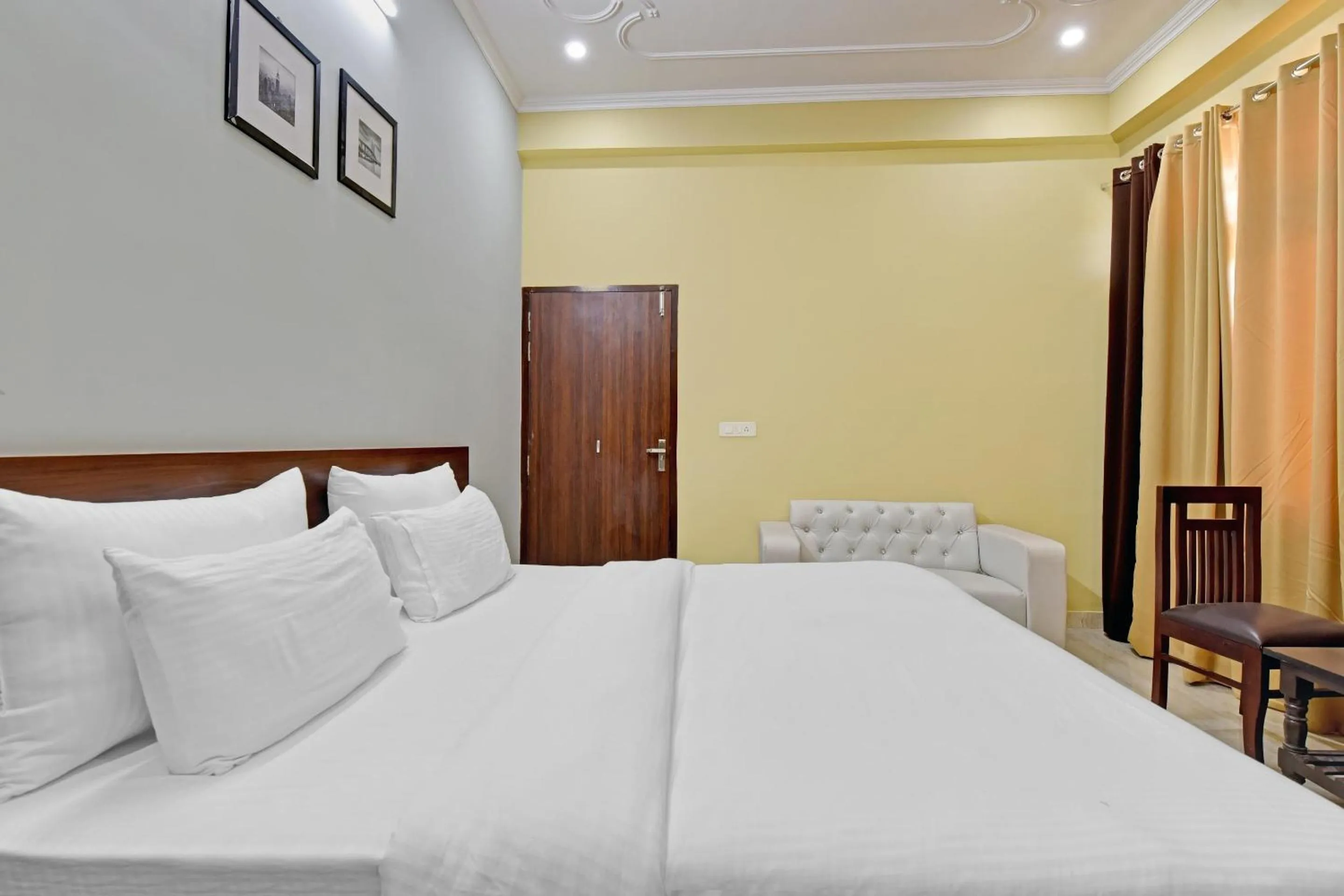 Facade/entrance in Hotel O Shri Ganesh