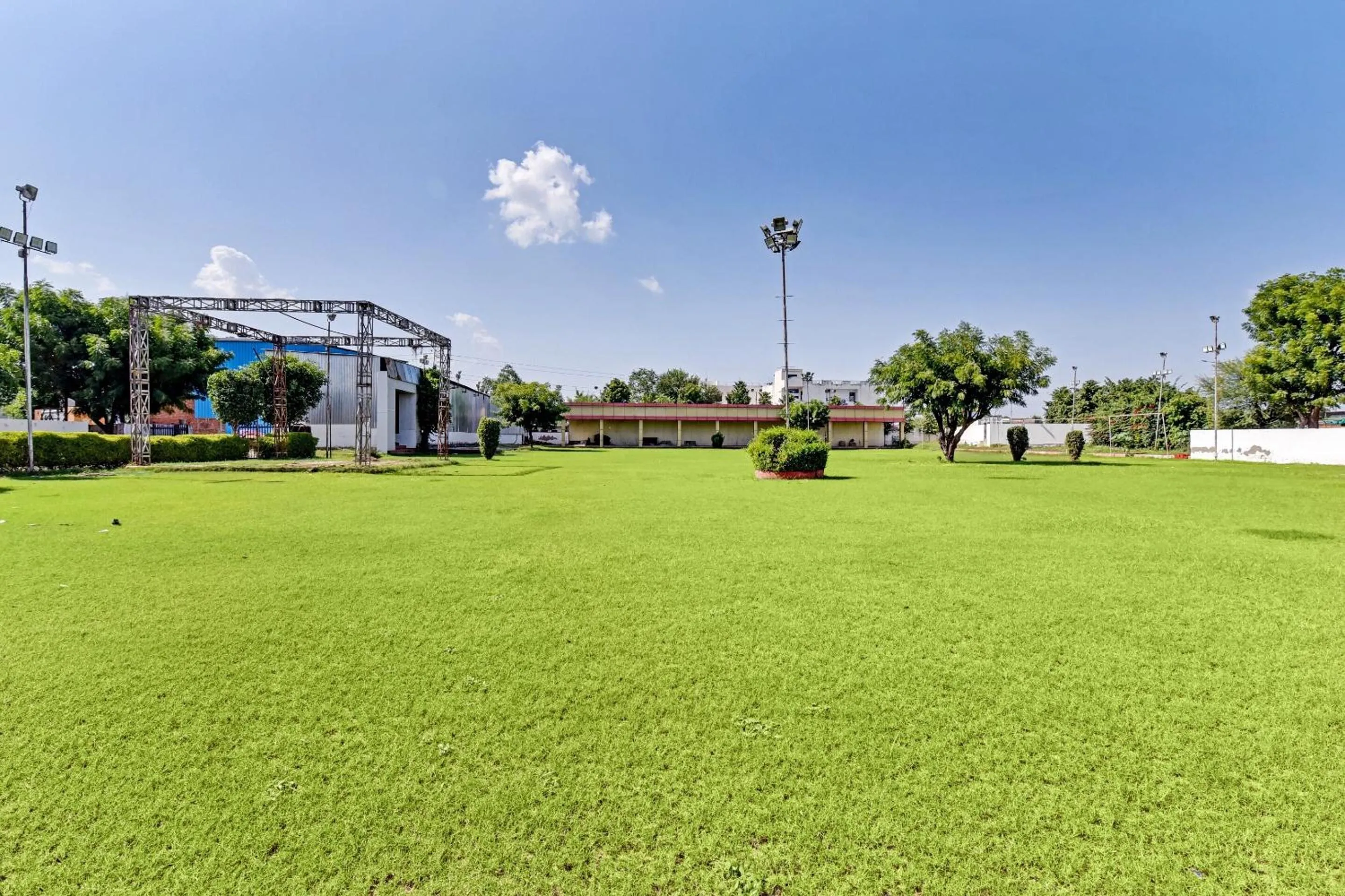 Facade/entrance in Hotel O Shri Ganesh