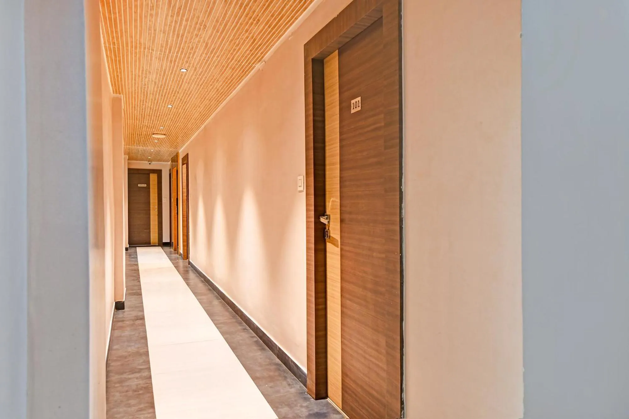 Lobby or reception in FabHotel Kzar Select - Nr US Consulate