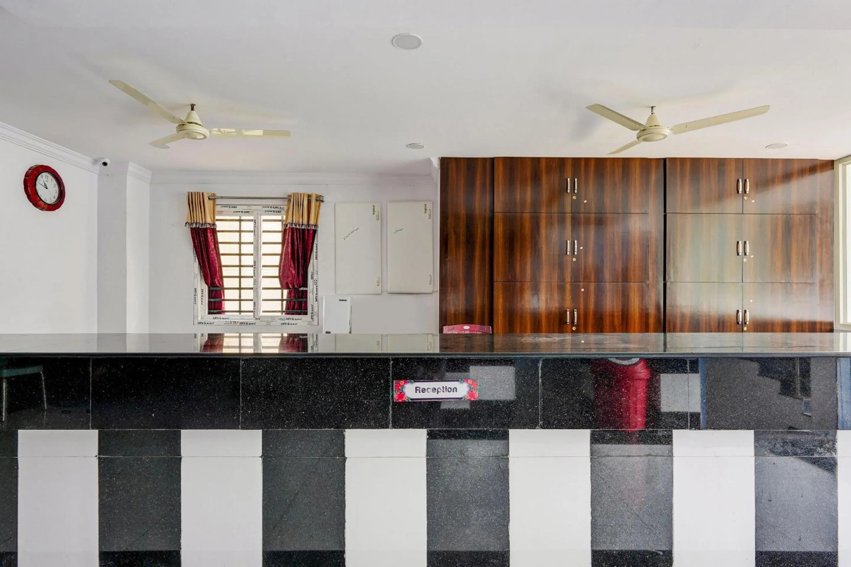 Lobby or reception in Collection O Srinivasa Residency