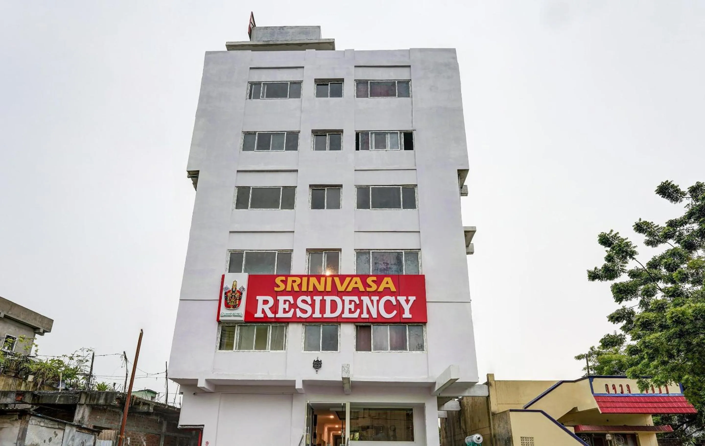 Facade/entrance in Collection O Srinivasa Residency