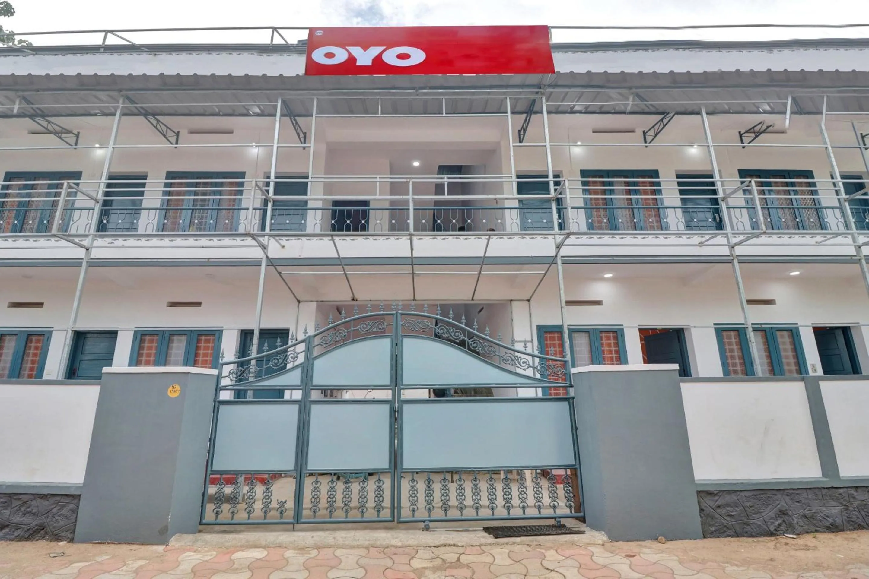 Facade/entrance in Hotel O Skywind