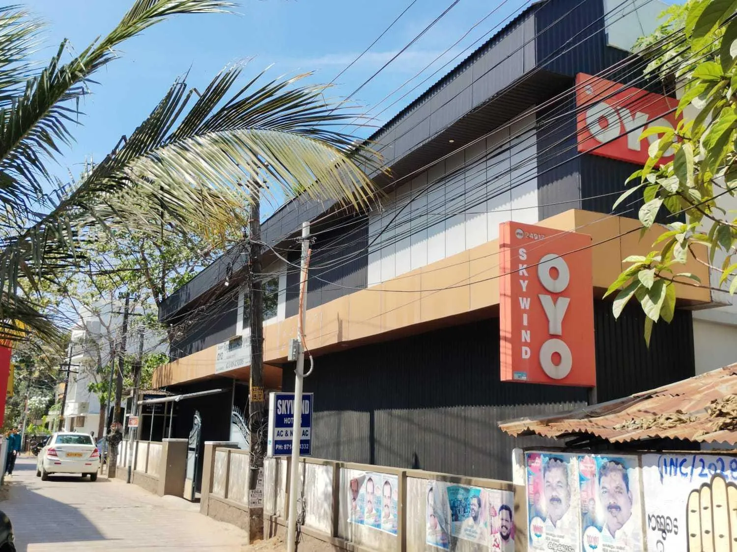 Facade/entrance in Hotel O Skywind