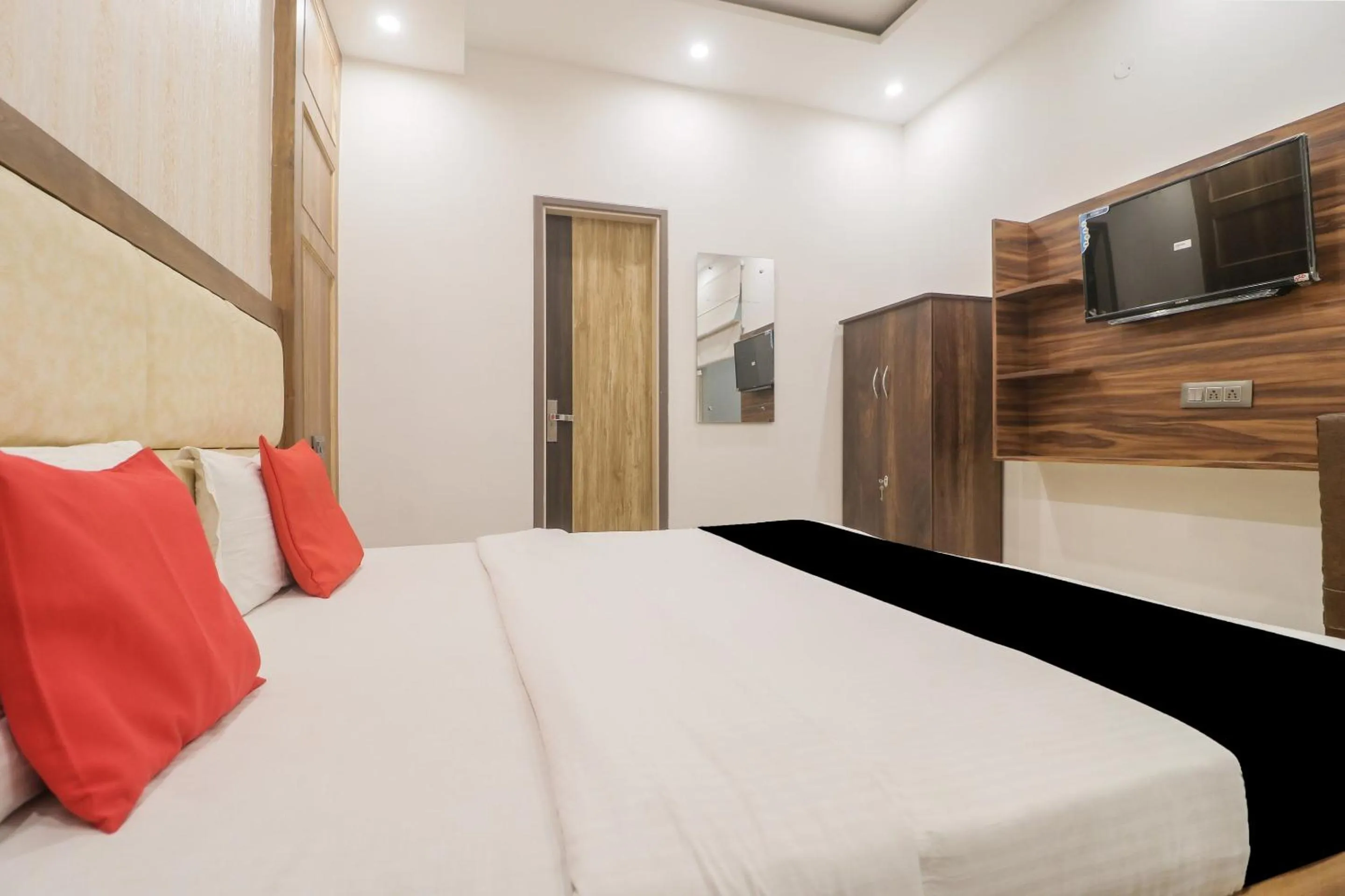 Bedroom in Hotel O Citywalk