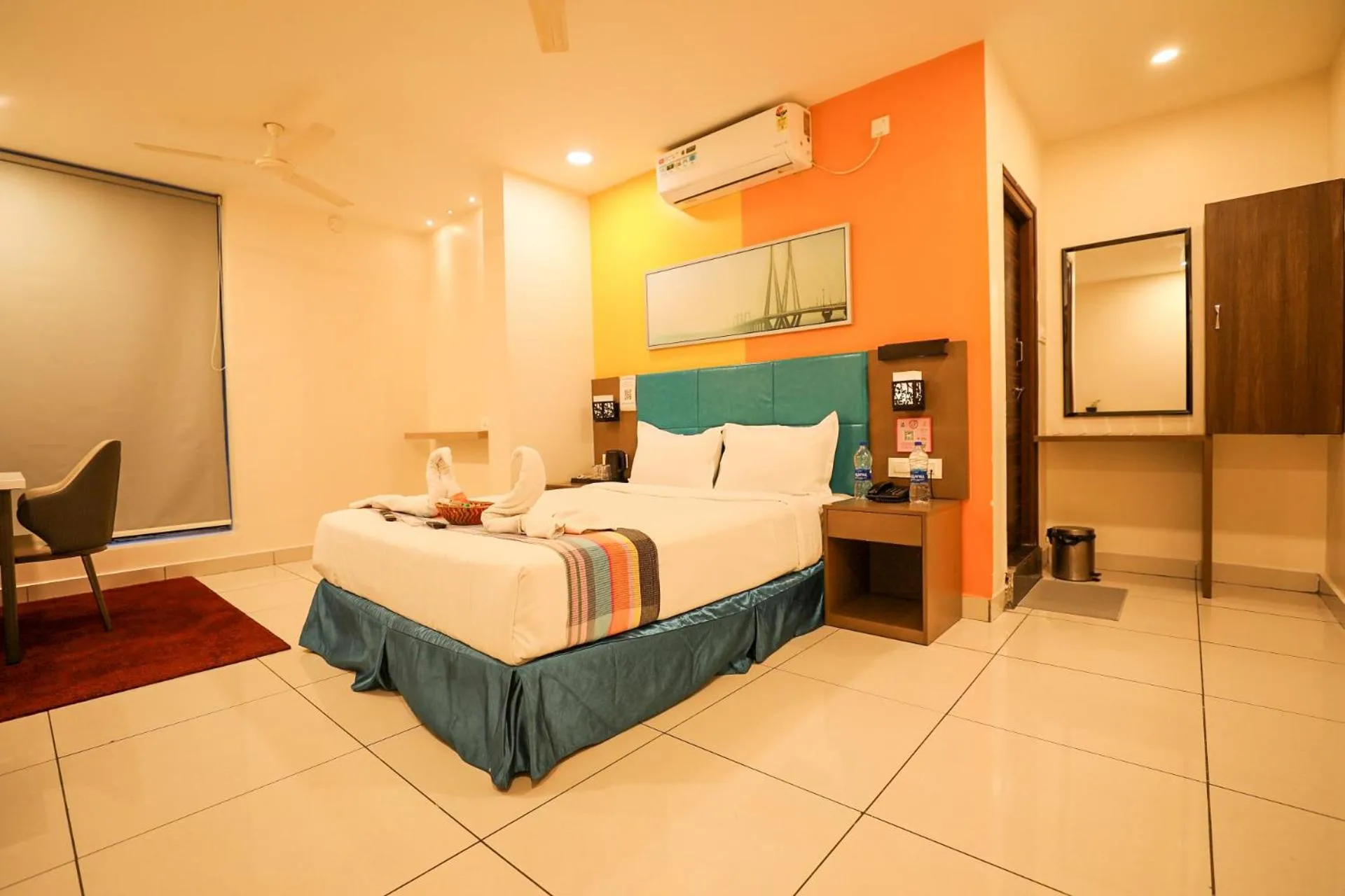 Bedroom, Bed in Hotel White Fields Hitec City, Hyderabad