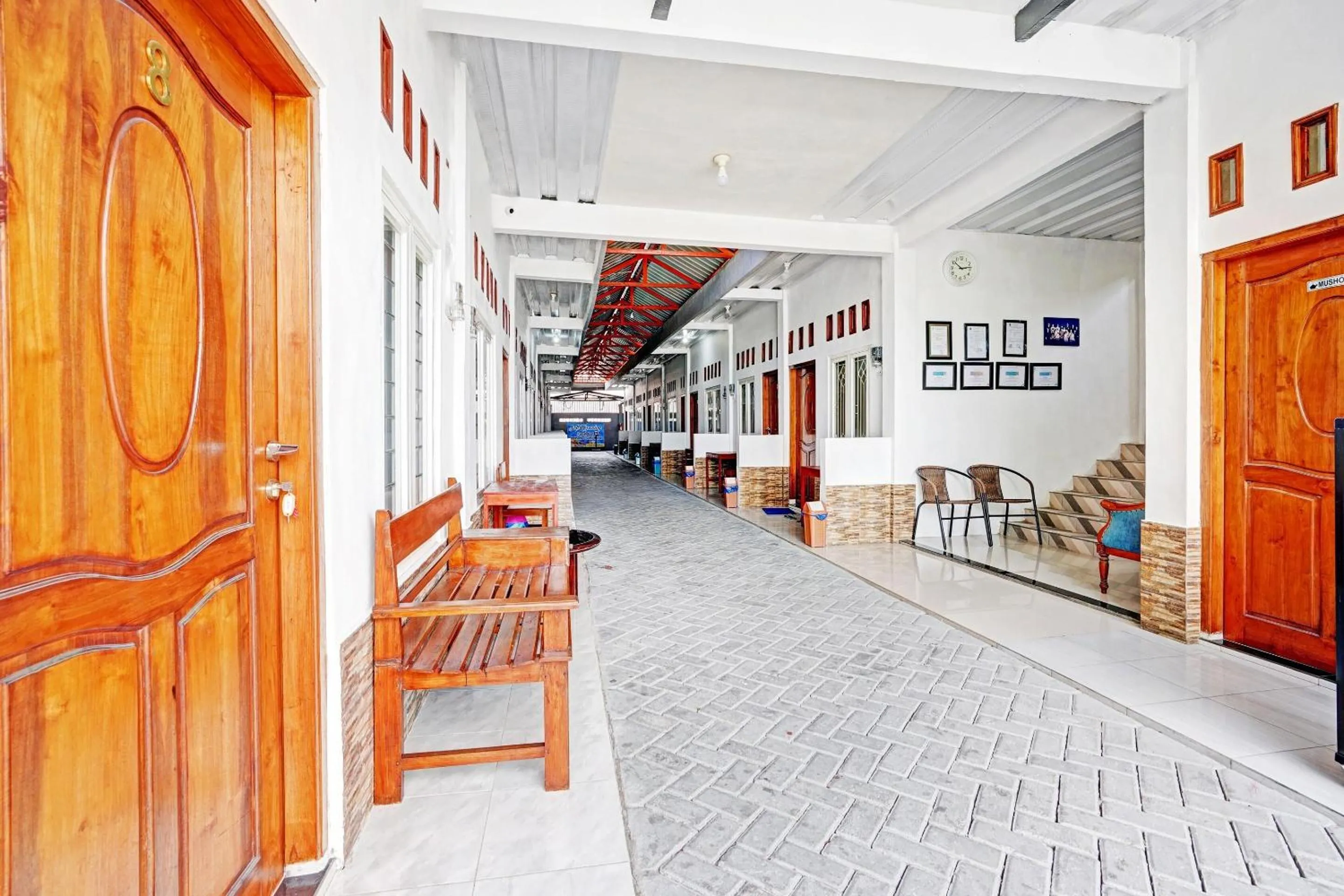 Lobby or reception in OYO Life 90678 Omah Kulo Guest House