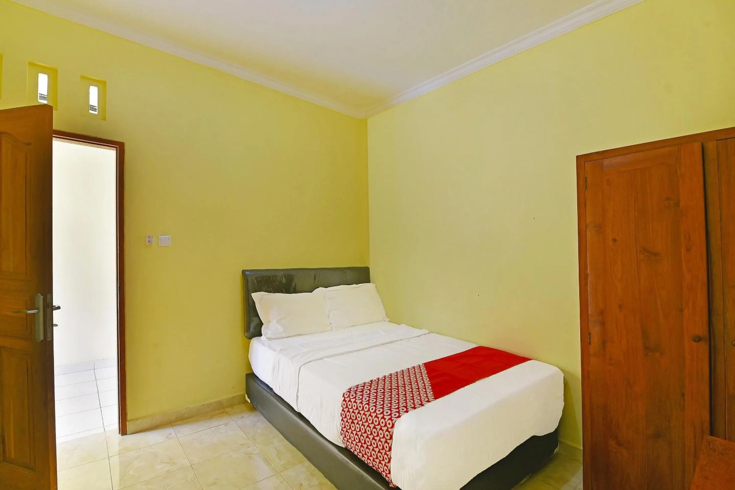 Bedroom, Bed in OYO Life 90675 Ld Residence