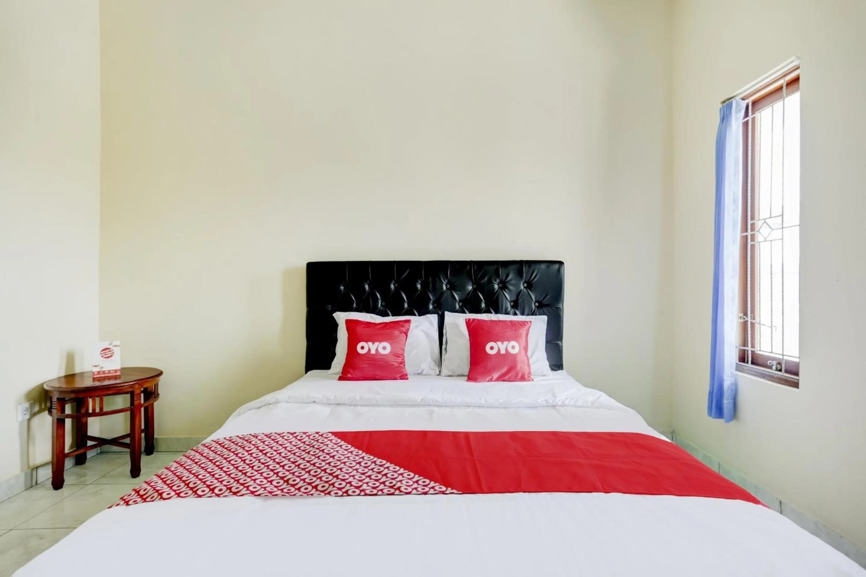 Bedroom, Bed in Hotel O Pondok Dukuh