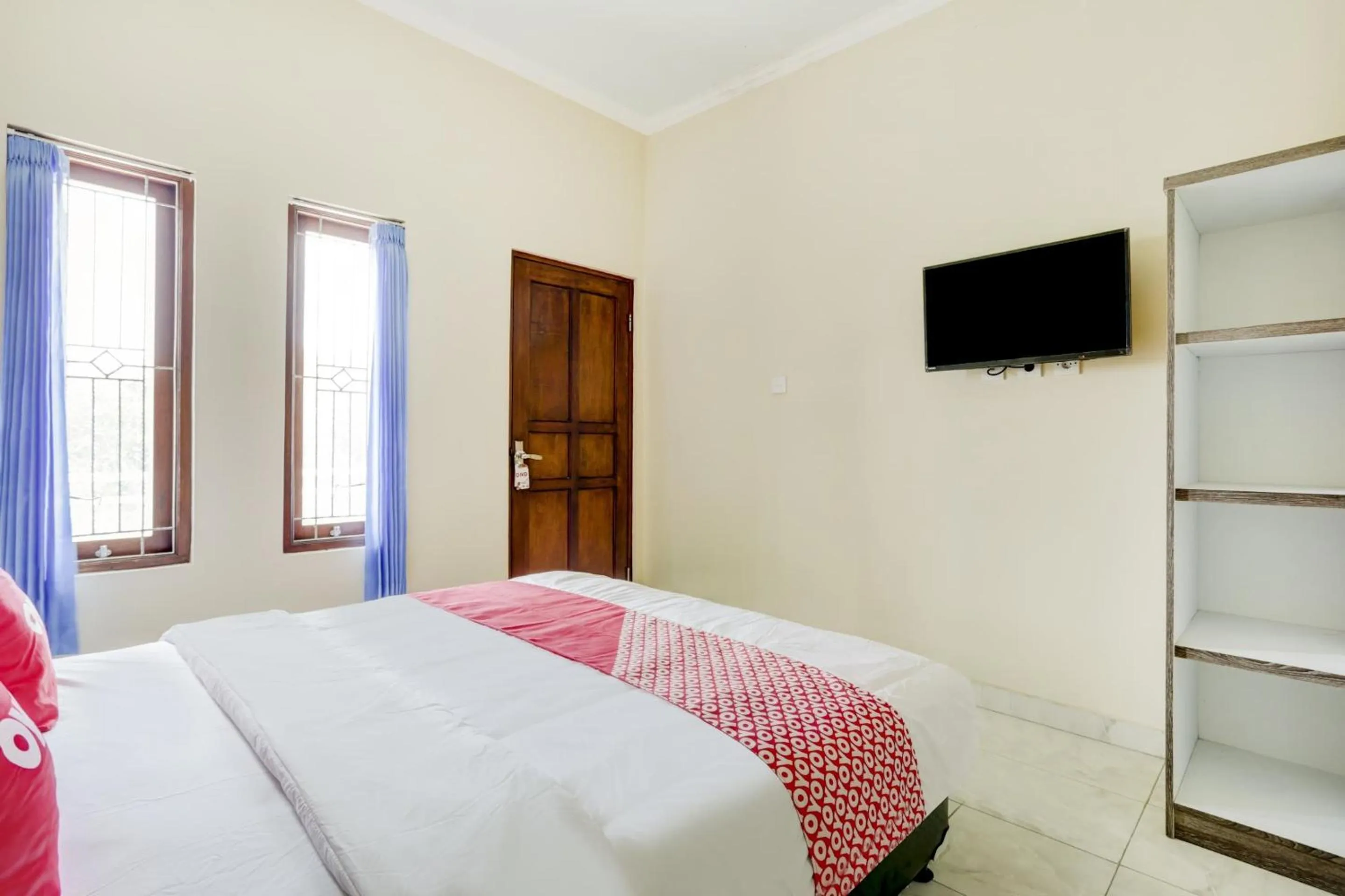 Bedroom, Bed in Hotel O Pondok Dukuh