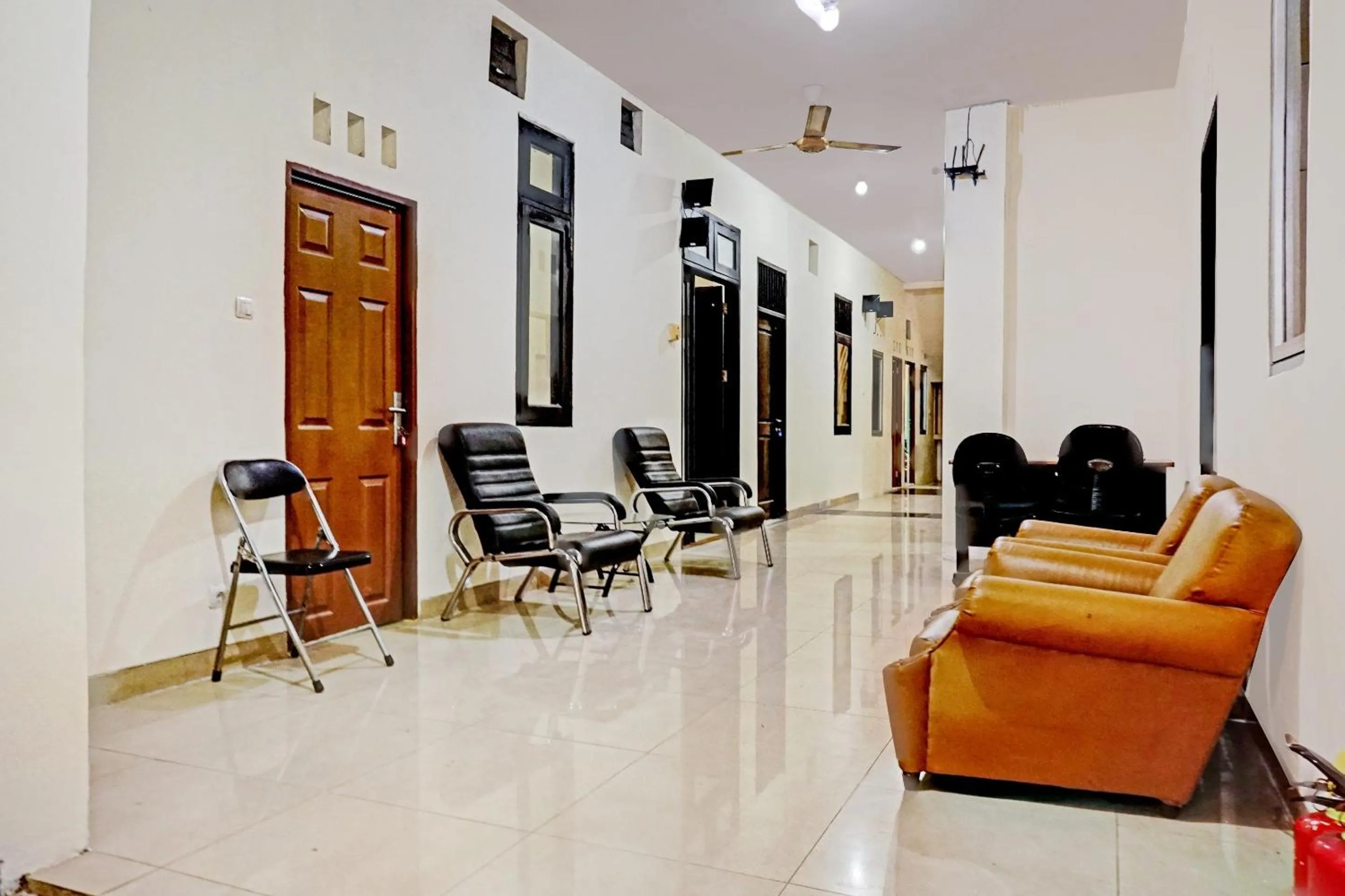 Lobby or reception in Hotel O Lily House