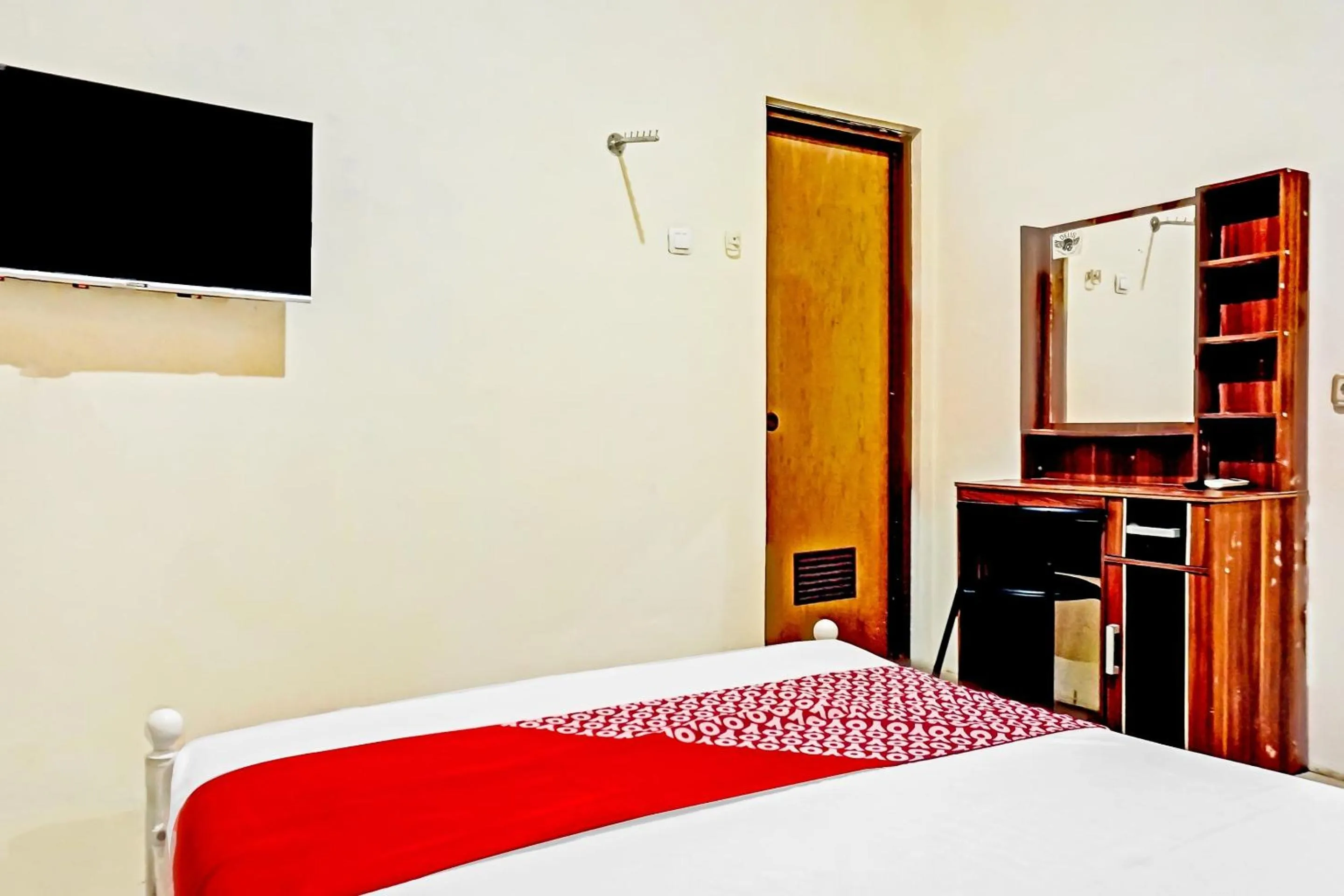 Bedroom, Bed in Hotel O Lily House