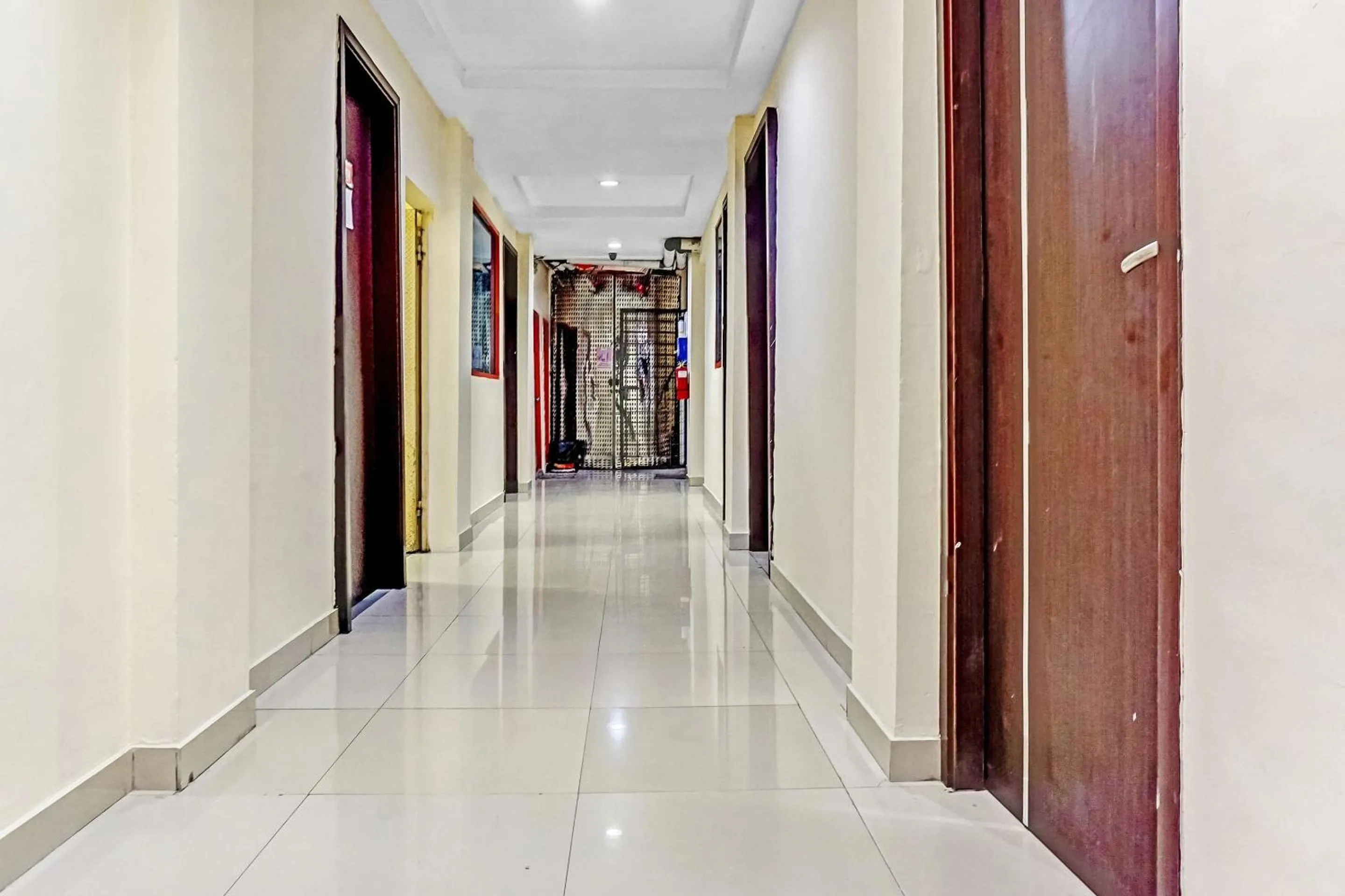 Lobby or reception in Hotel O Point Hostel