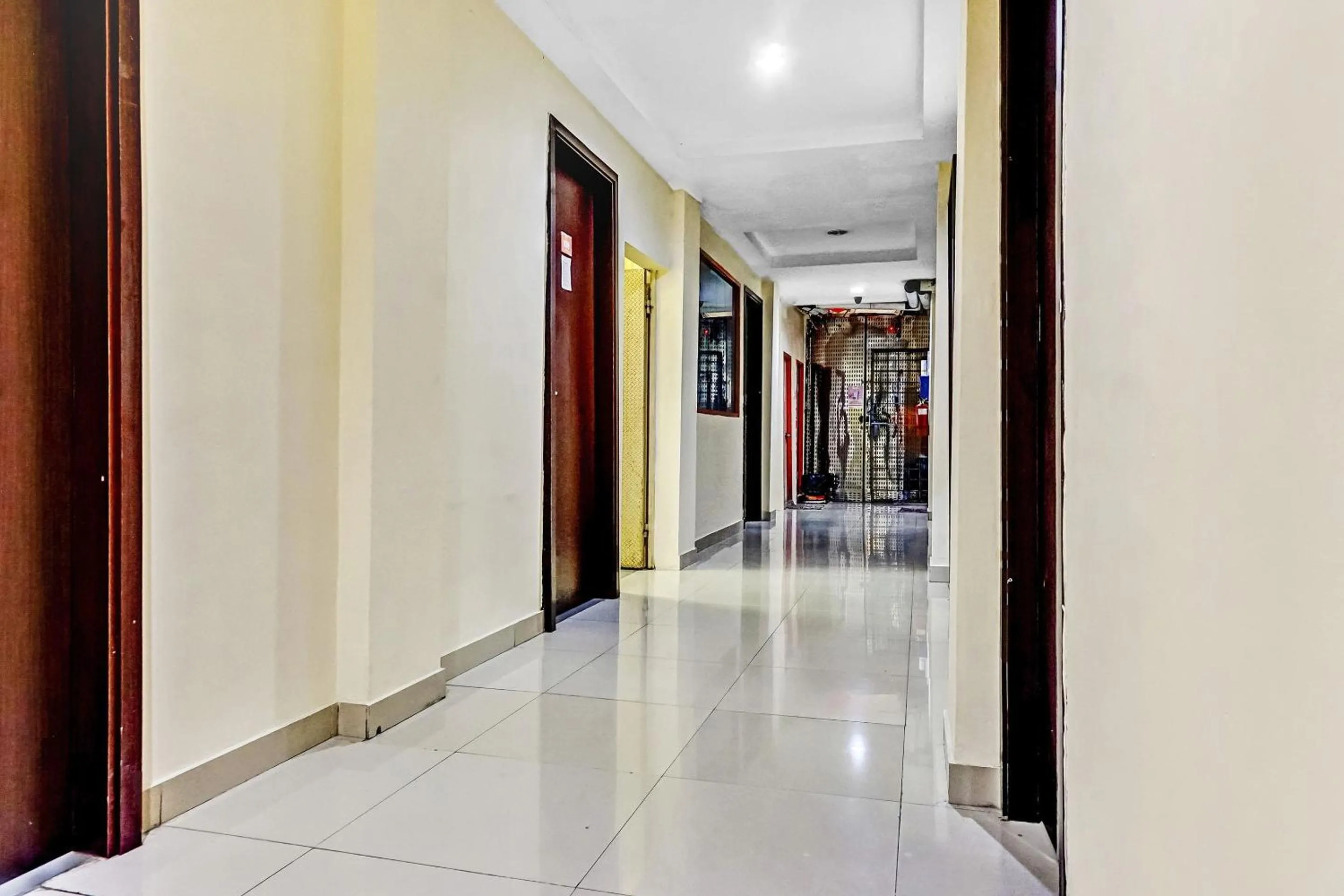 Lobby or reception in Hotel O Point Hostel
