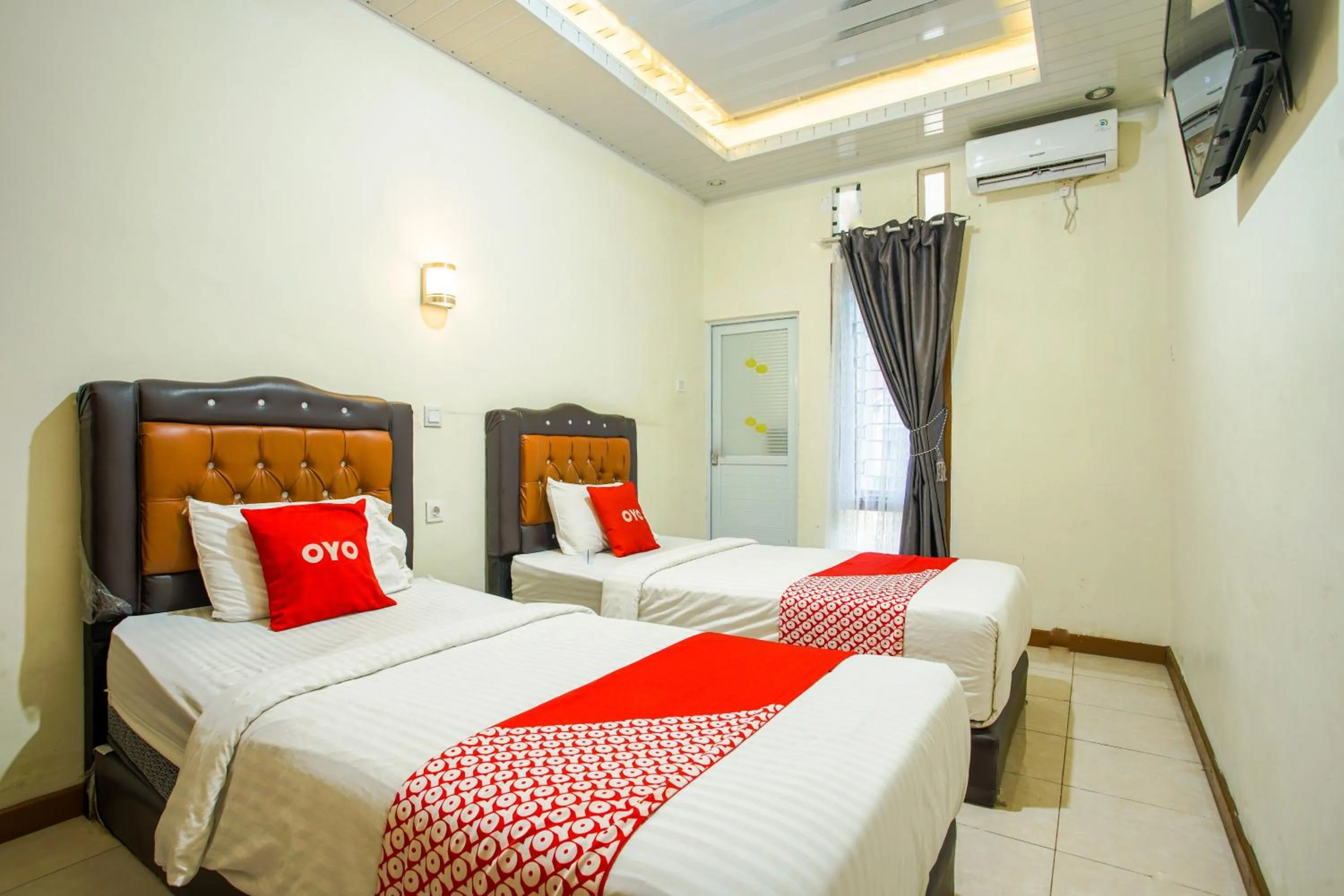Bedroom, Bed in Capital O 90643 Suri Guest House Syariah