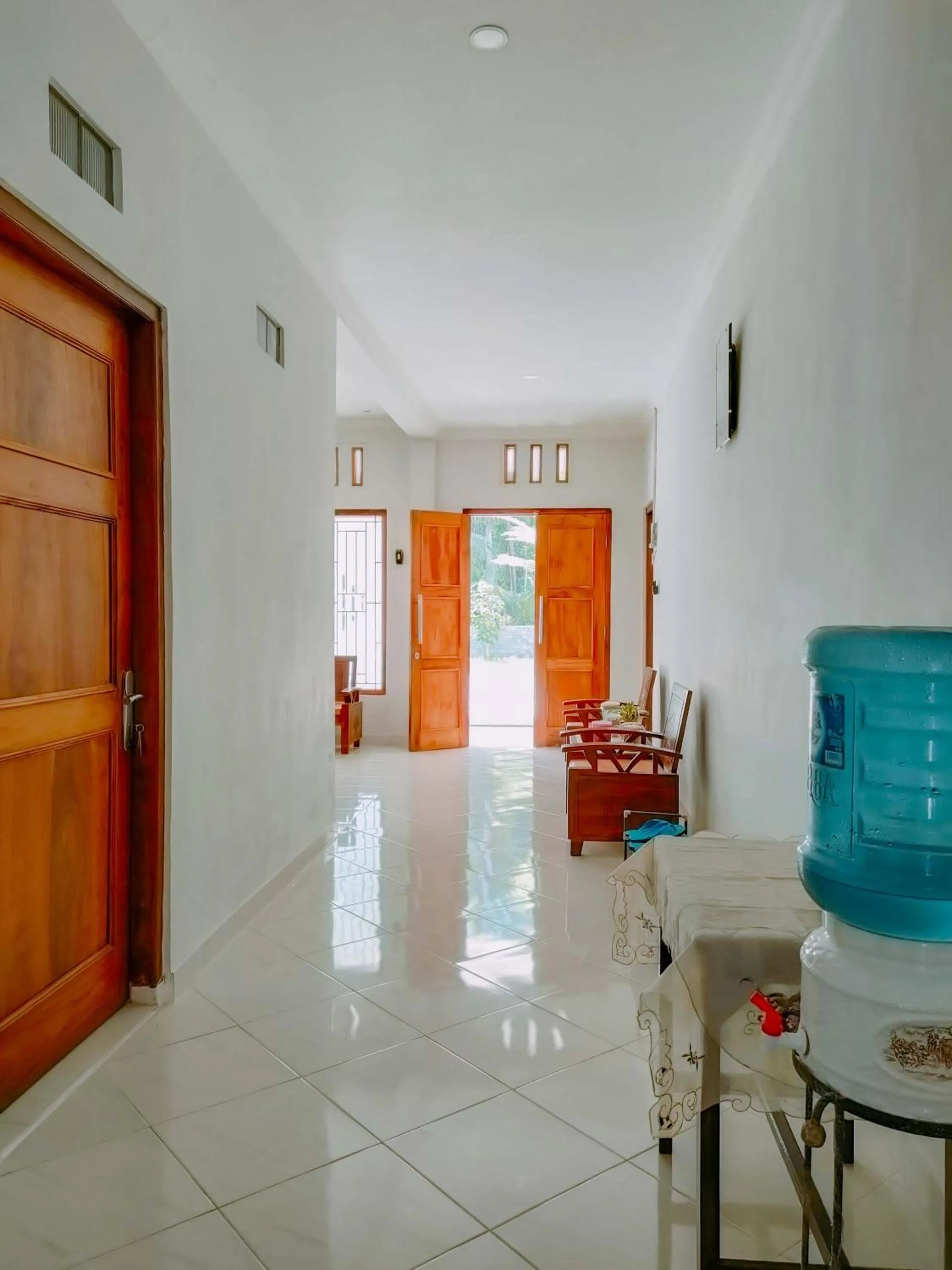 Facade/entrance in RedDoorz at Omah Candi Sari near Airport YIA