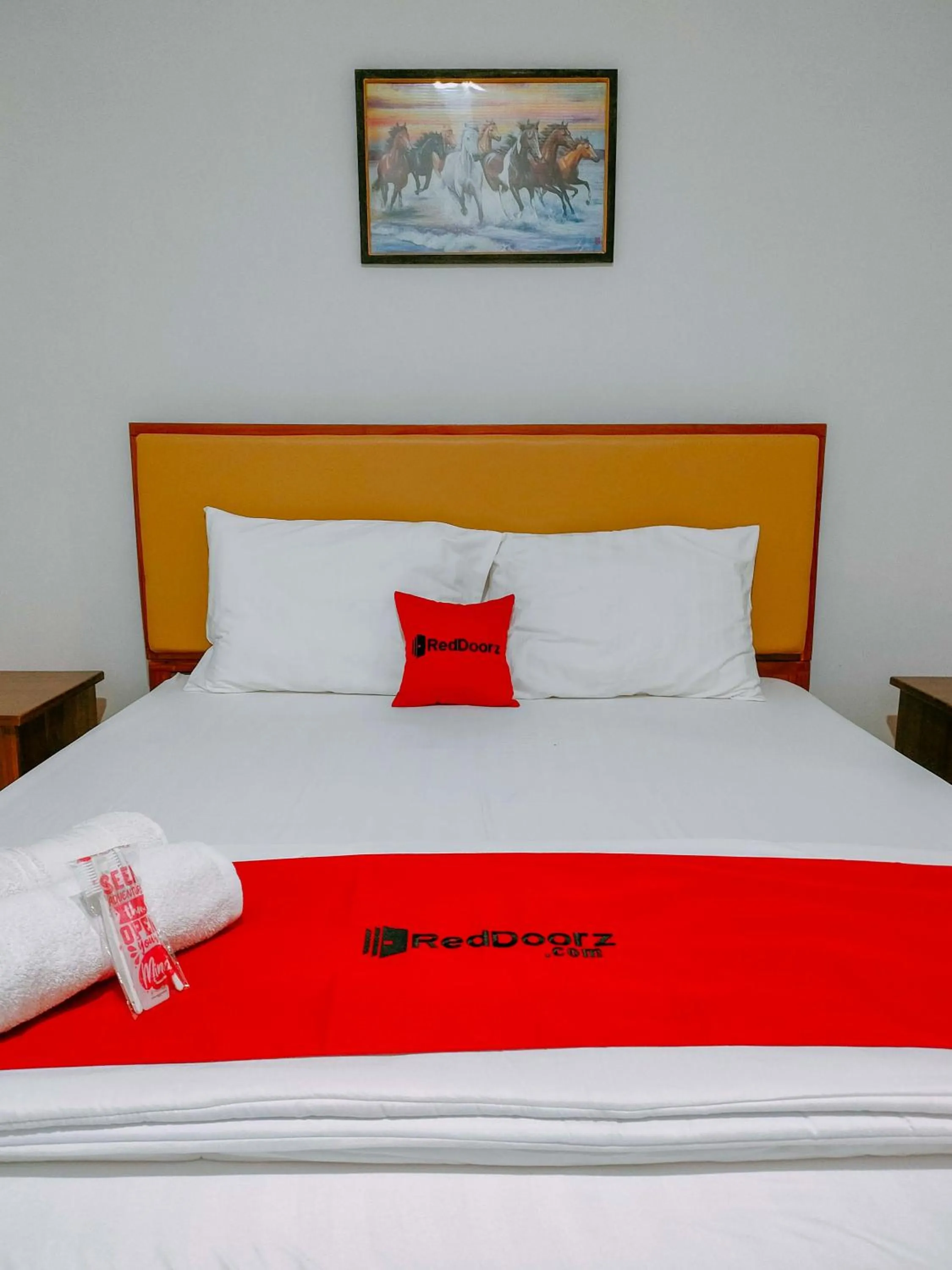 Bed in RedDoorz at Omah Candi Sari near Airport YIA