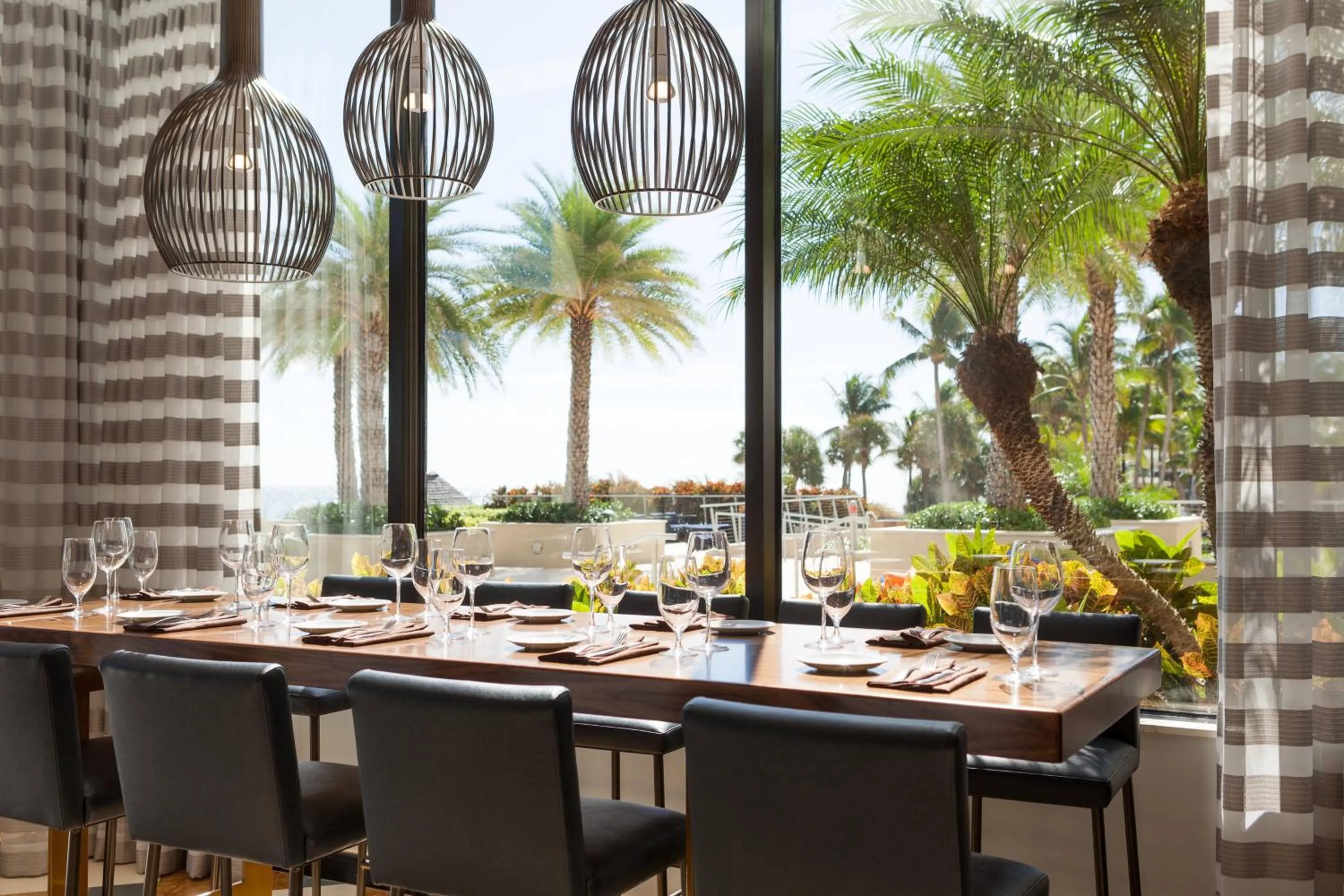Restaurant/places to eat in Fort Lauderdale Marriott Harbor Beach Resort & Spa