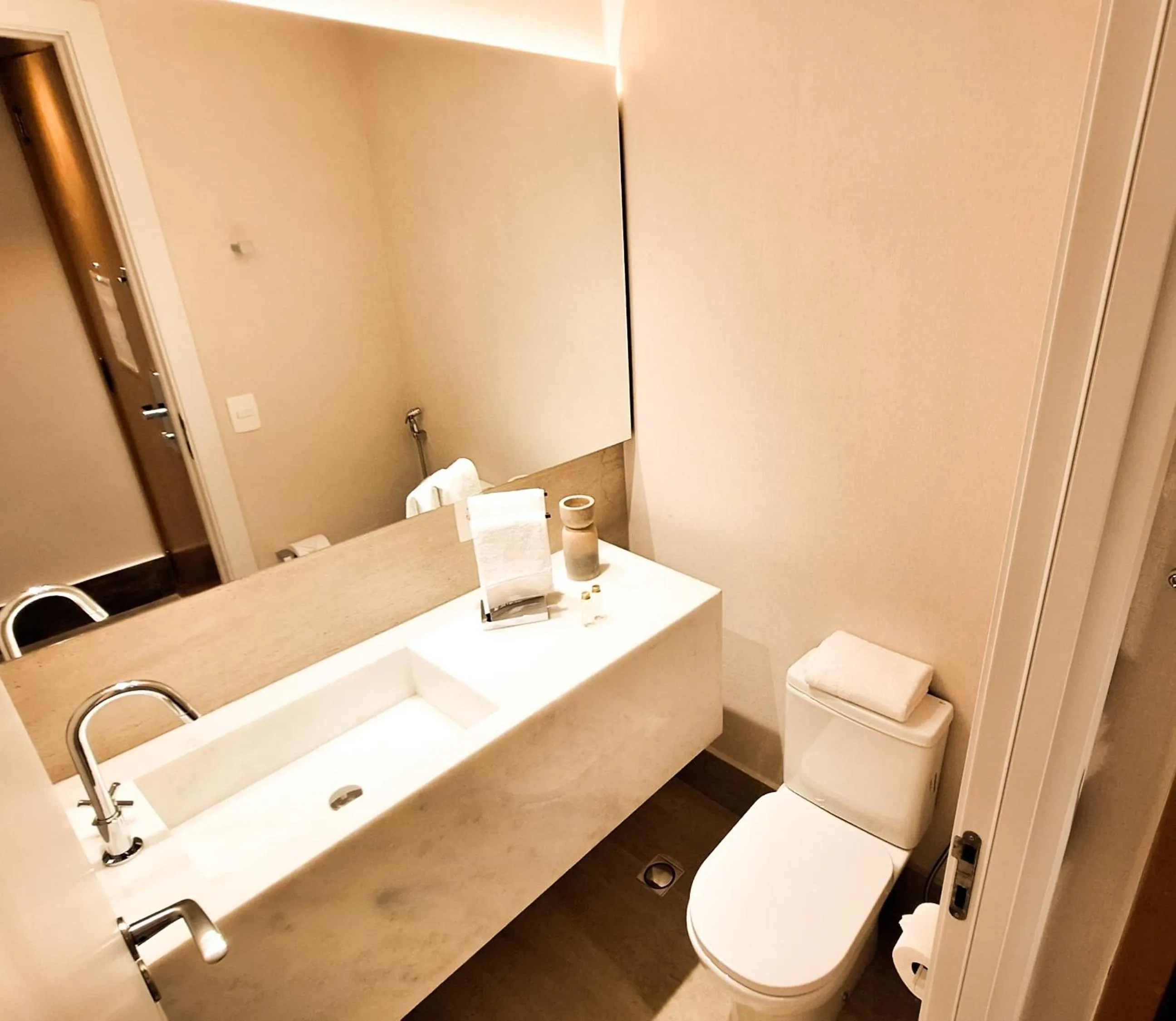 Bathroom in Hilton Garden Inn Belo Horizonte Lourdes