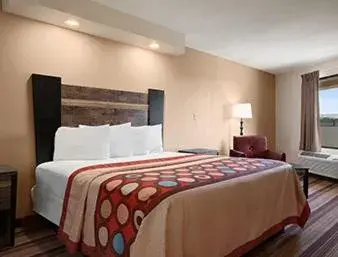 Business King Room - Non-Smoking in Super 8 by Wyndham Rahway/Newark Business King Room - Non-Smoking in Super 8 by Wyndham Rahway/Newark