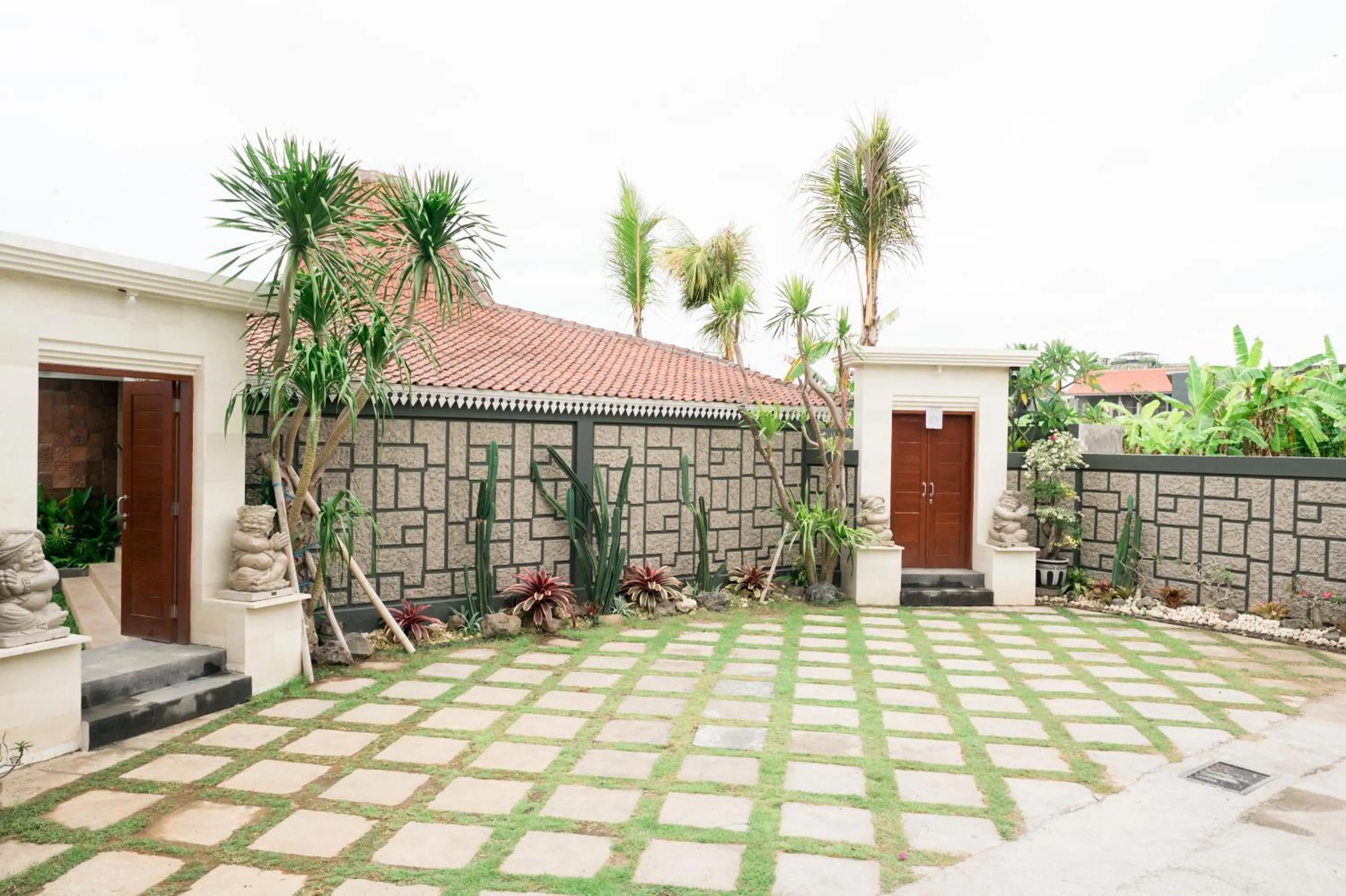 Facade/entrance in Musa Canggu