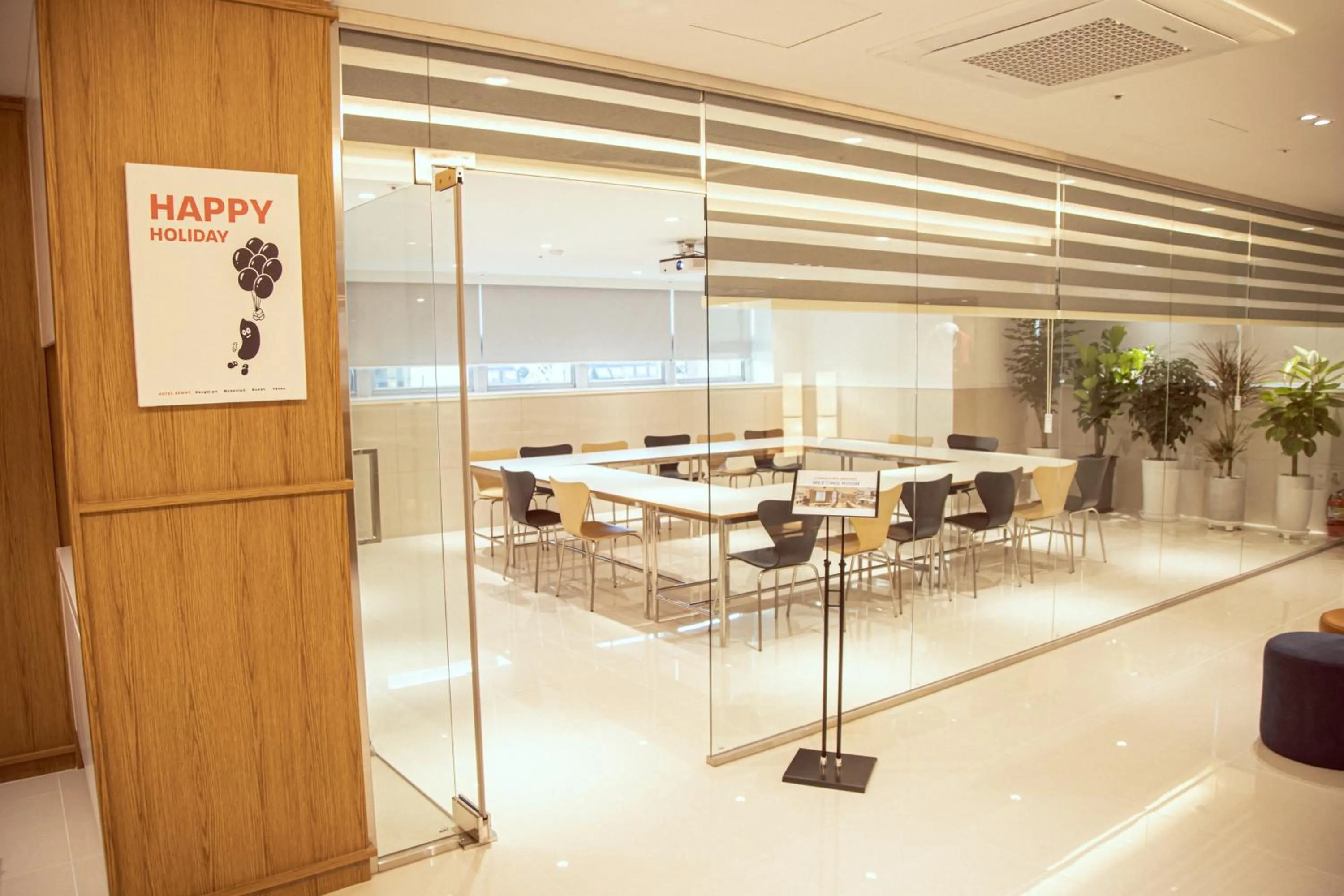 Meeting/conference room in Kenny Stay Busan Gijang