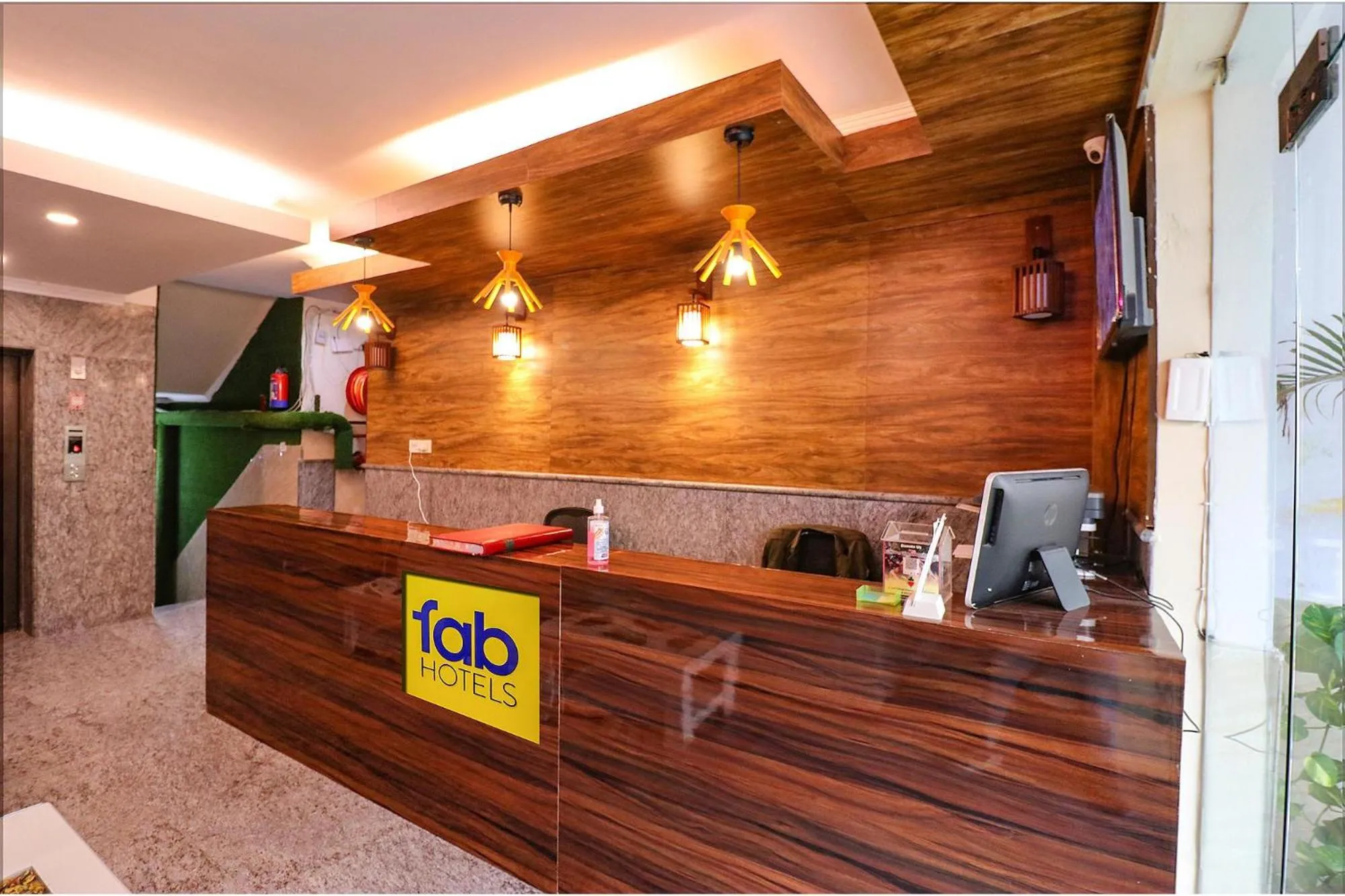Lobby or reception in FabHotel Elite Peak