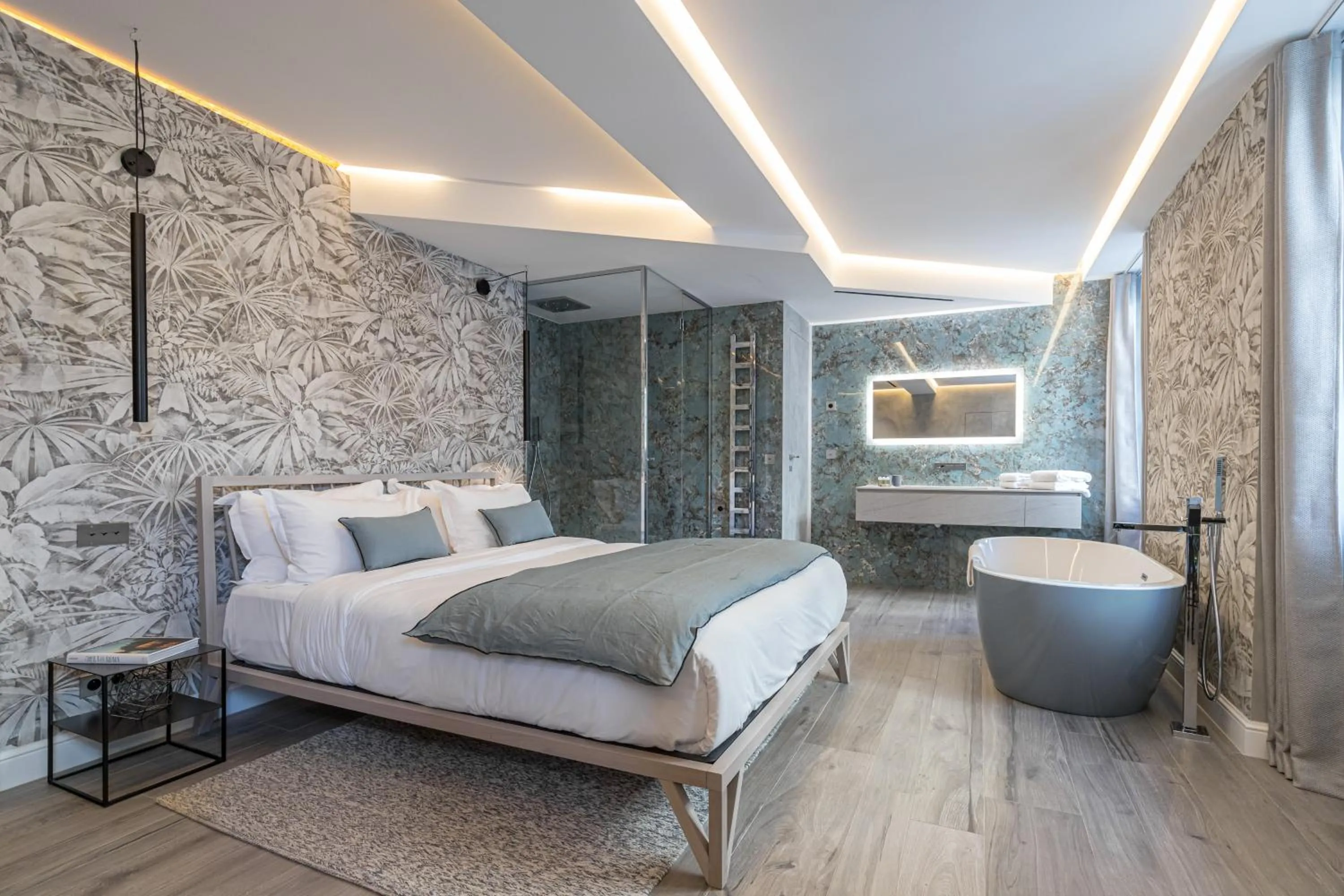 Photo of the whole room, Bed in Le Dortoir Boutique Suites