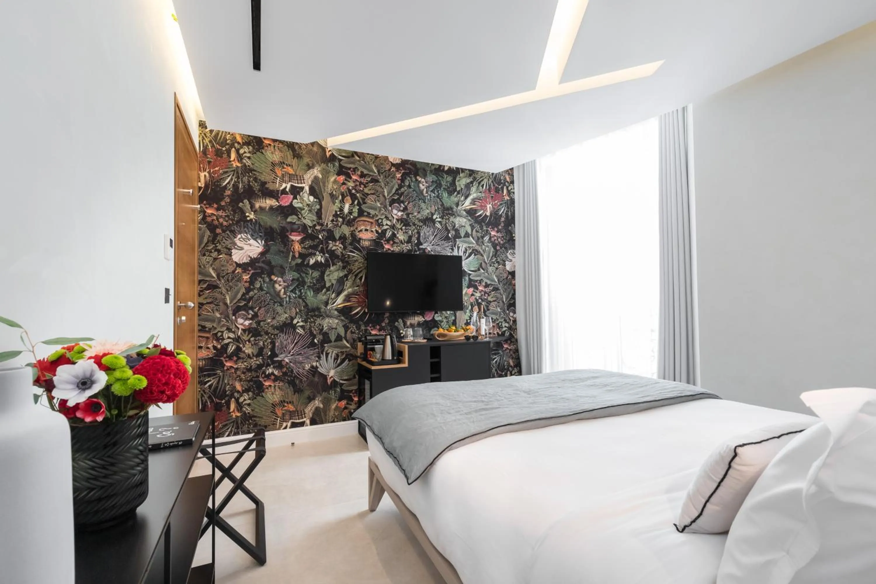 Photo of the whole room, Bed in Le Dortoir Boutique Suites