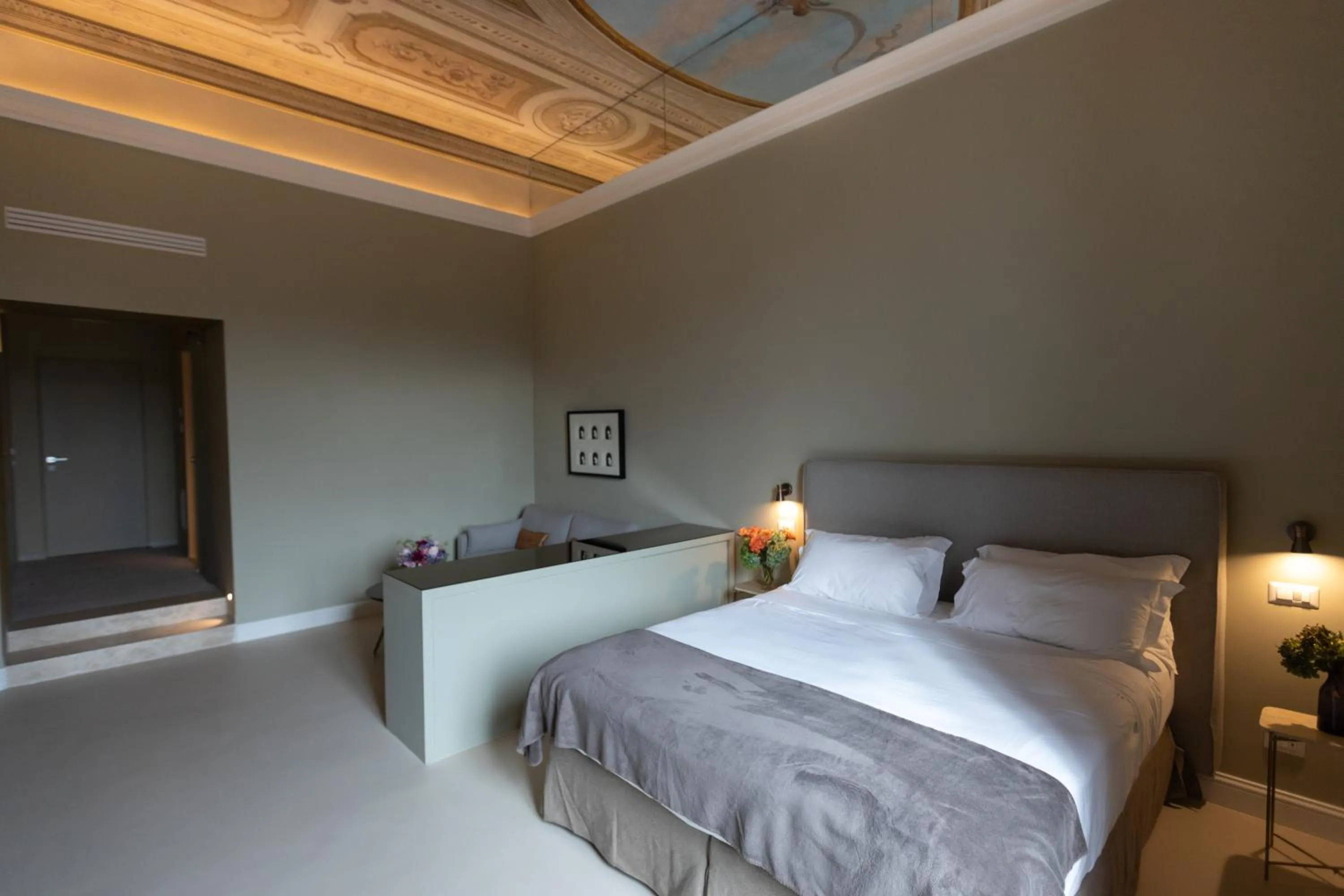 Bed in Domus 21 Luxury Suites