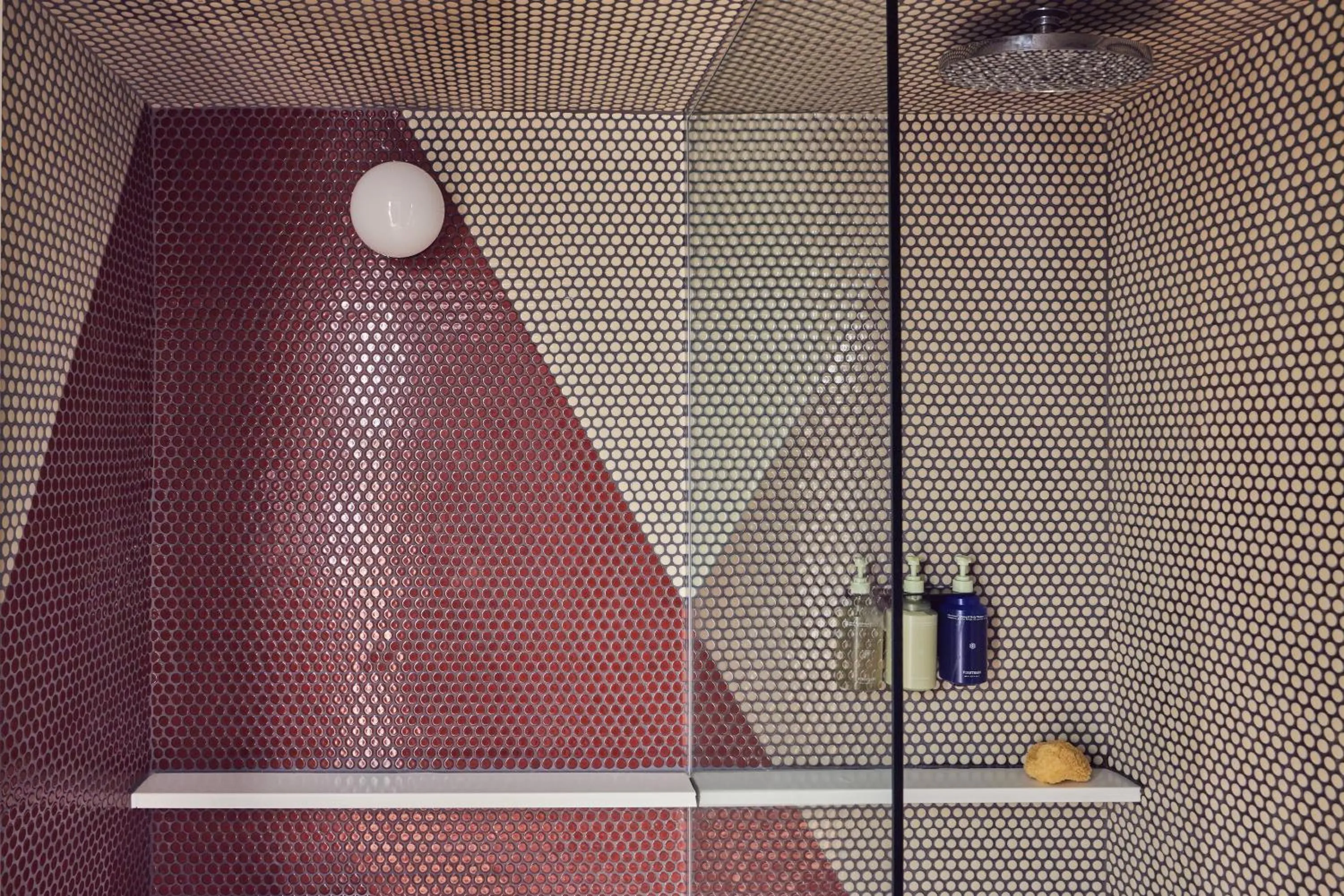 Shower in Ace Hotel and Swim Club Palm Springs