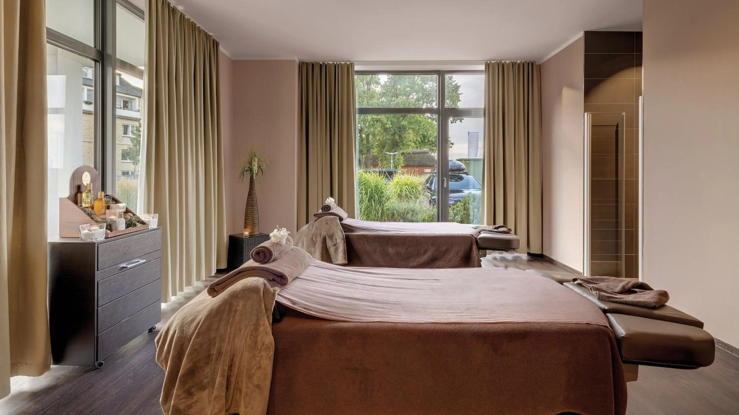 Massage, Bed in Bayside