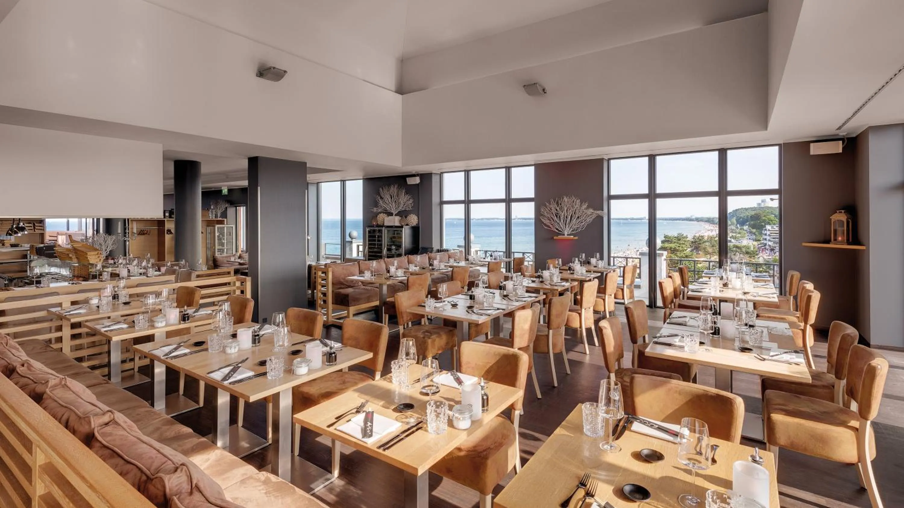 Restaurant/places to eat in Bayside