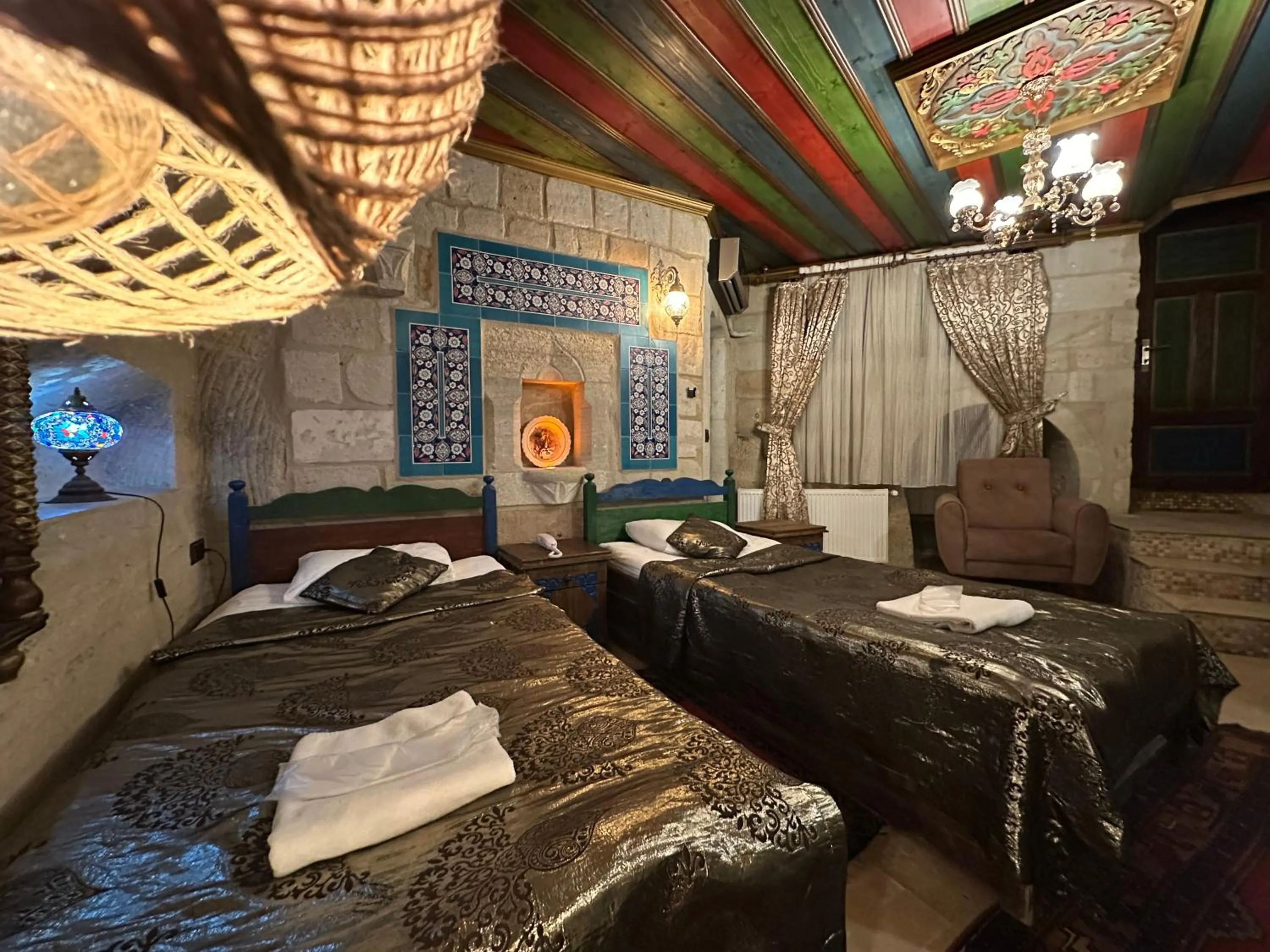 Photo of the whole room, Bed in Goreme Palace Cave Suites