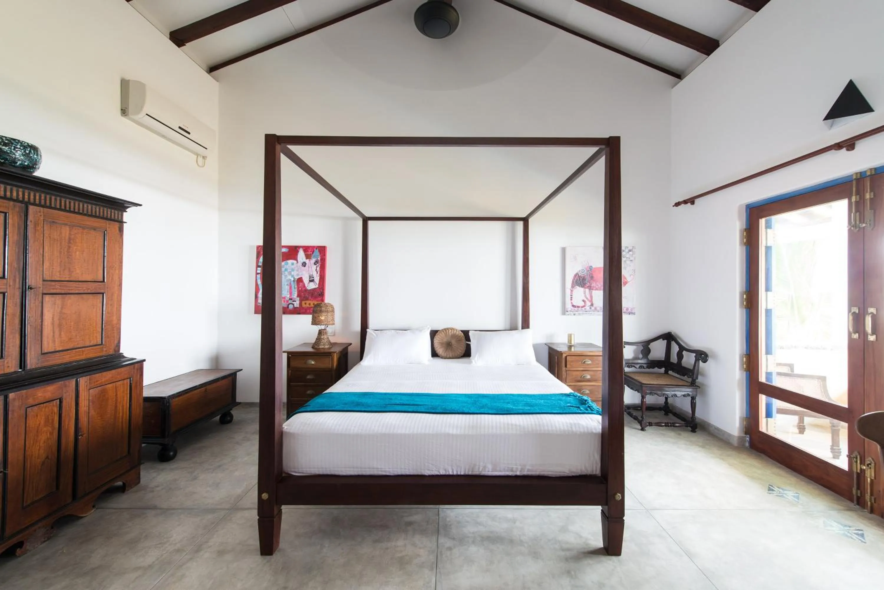 Photo of the whole room, Bed in Villa Atulya at Ocean's edge