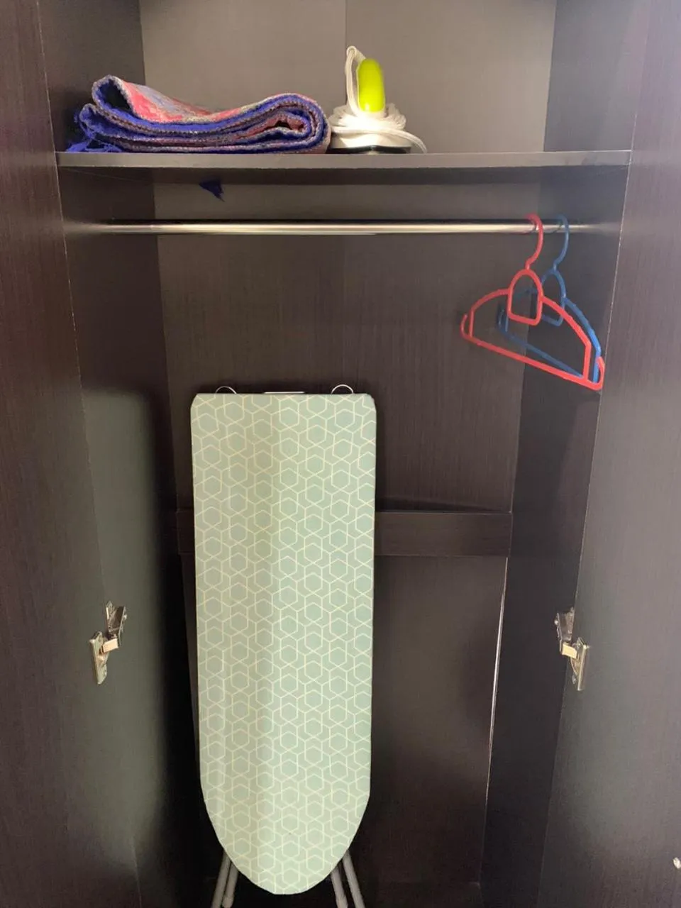 wardrobe in BB Durio Chalet