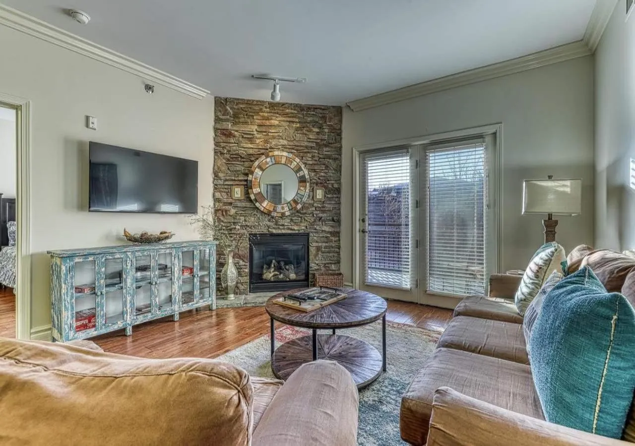 Baskins Creek Condos by TS