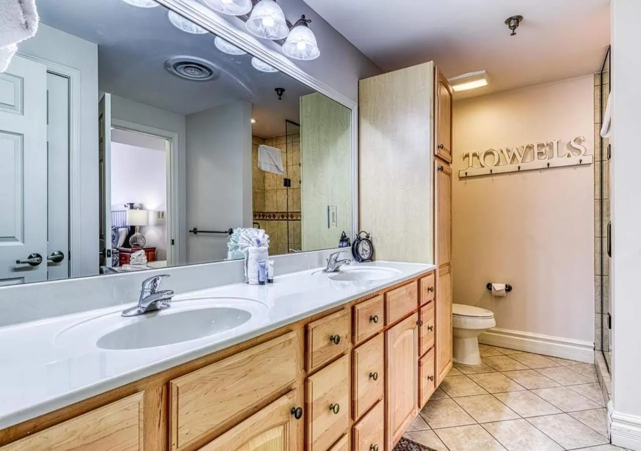 Baskins Creek Condos by TS