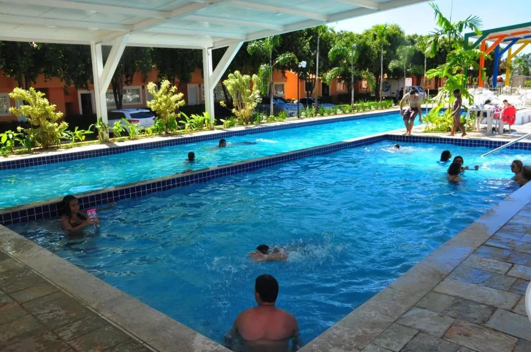 Swimming pool in Diroma fiore