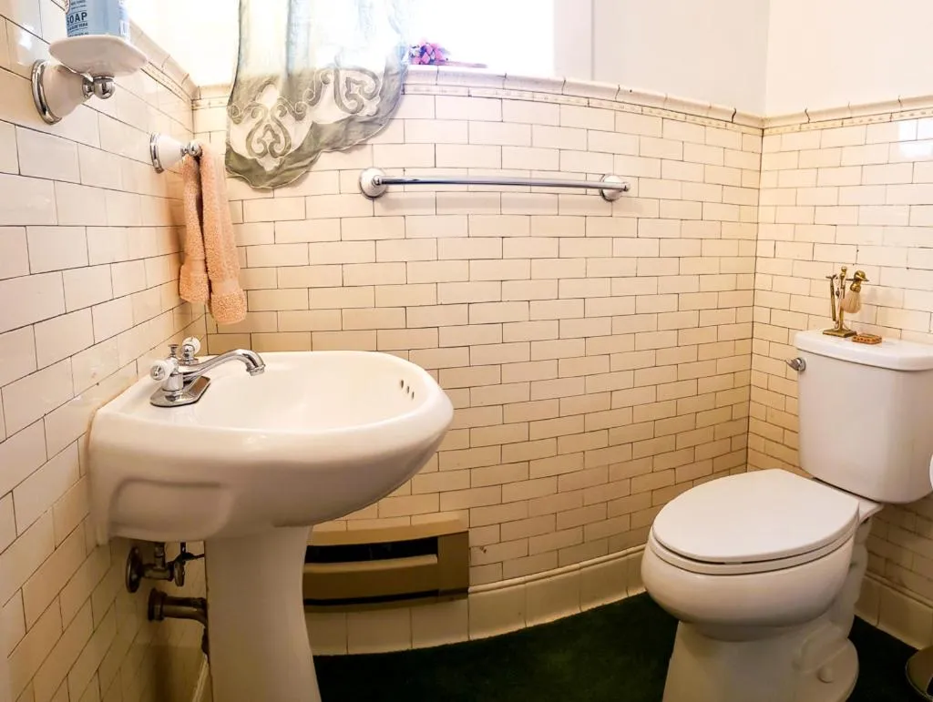 Bathroom in Linda Sue Manor