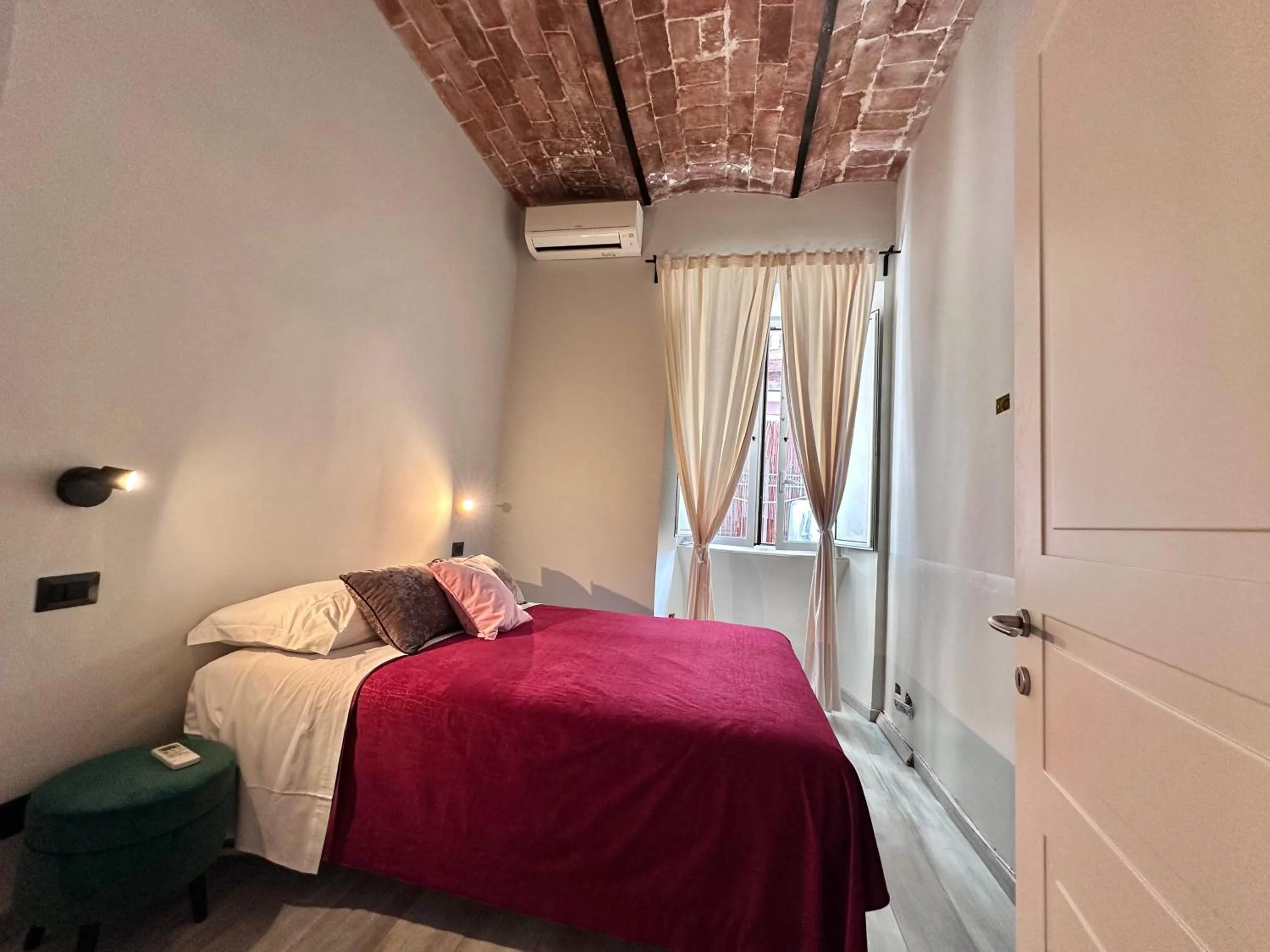 Bed in Român Holidays