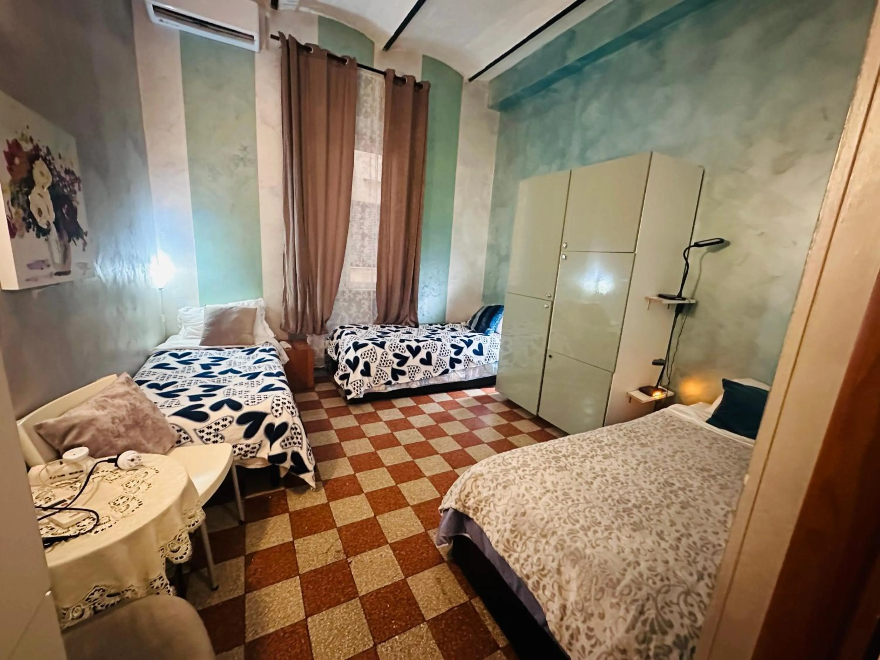 Bed in Român Holidays