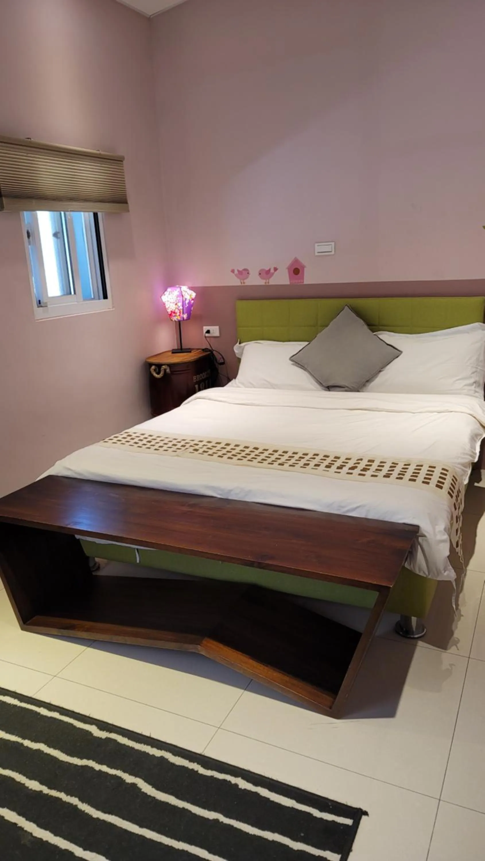 Photo of the whole room, Bed in Xi Yin Zhi Su