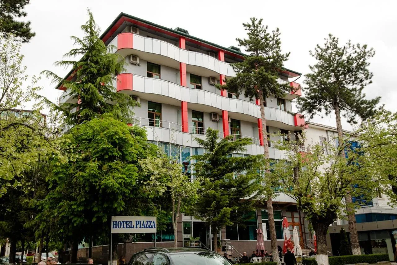 Hotel Piazza