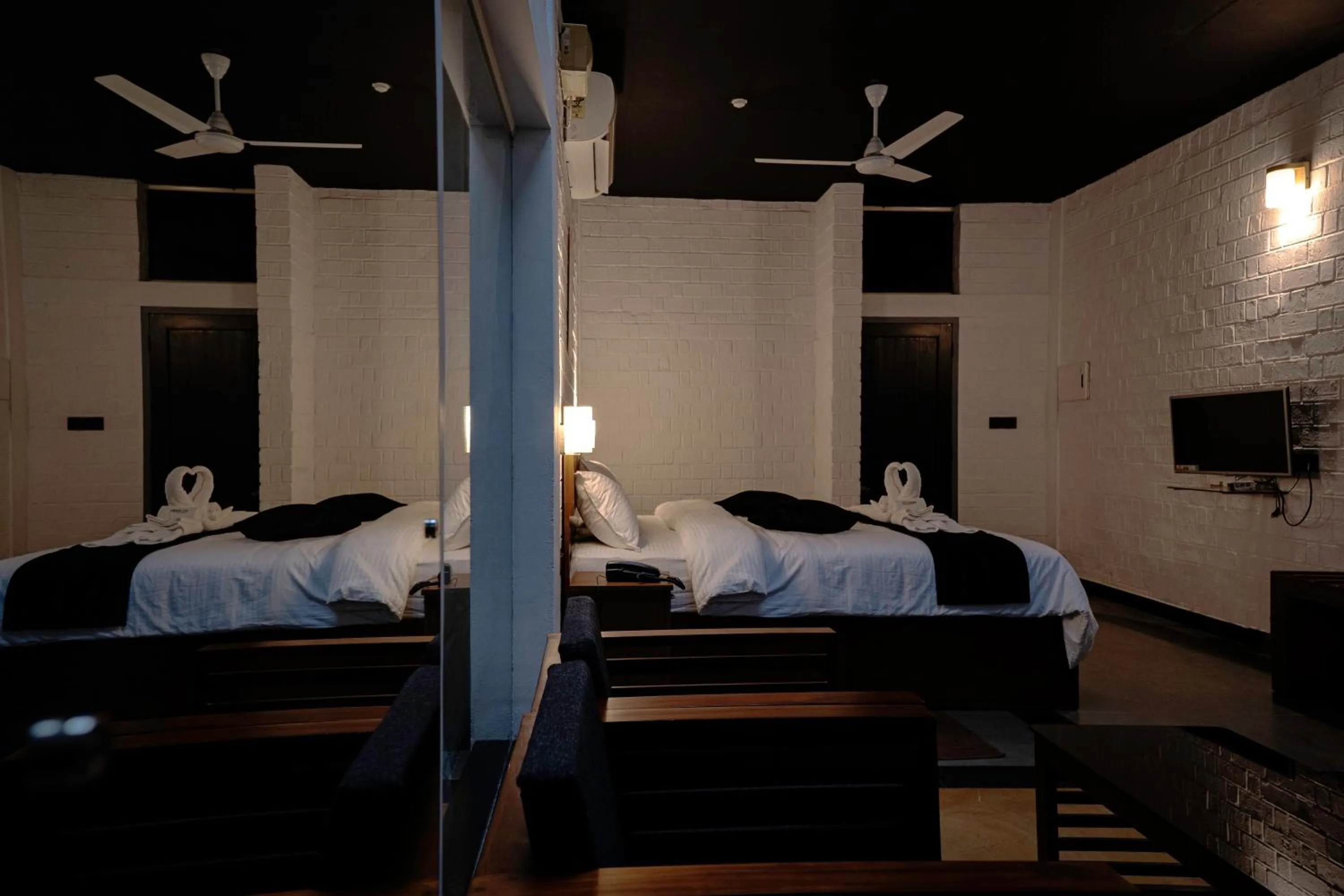 Bedroom, Bed in S RIVER RESORTS