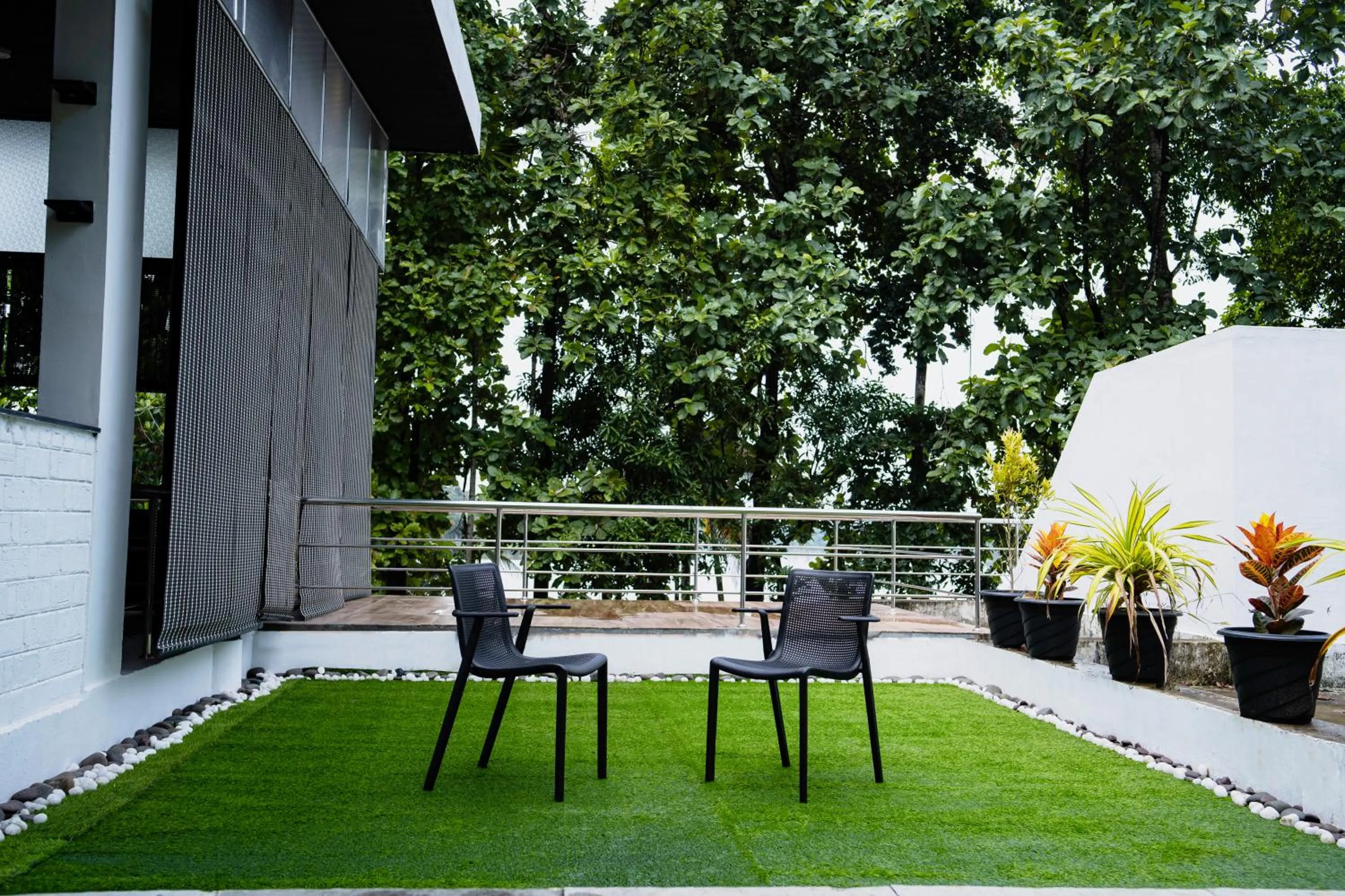 Balcony/Terrace in S RIVER RESORTS