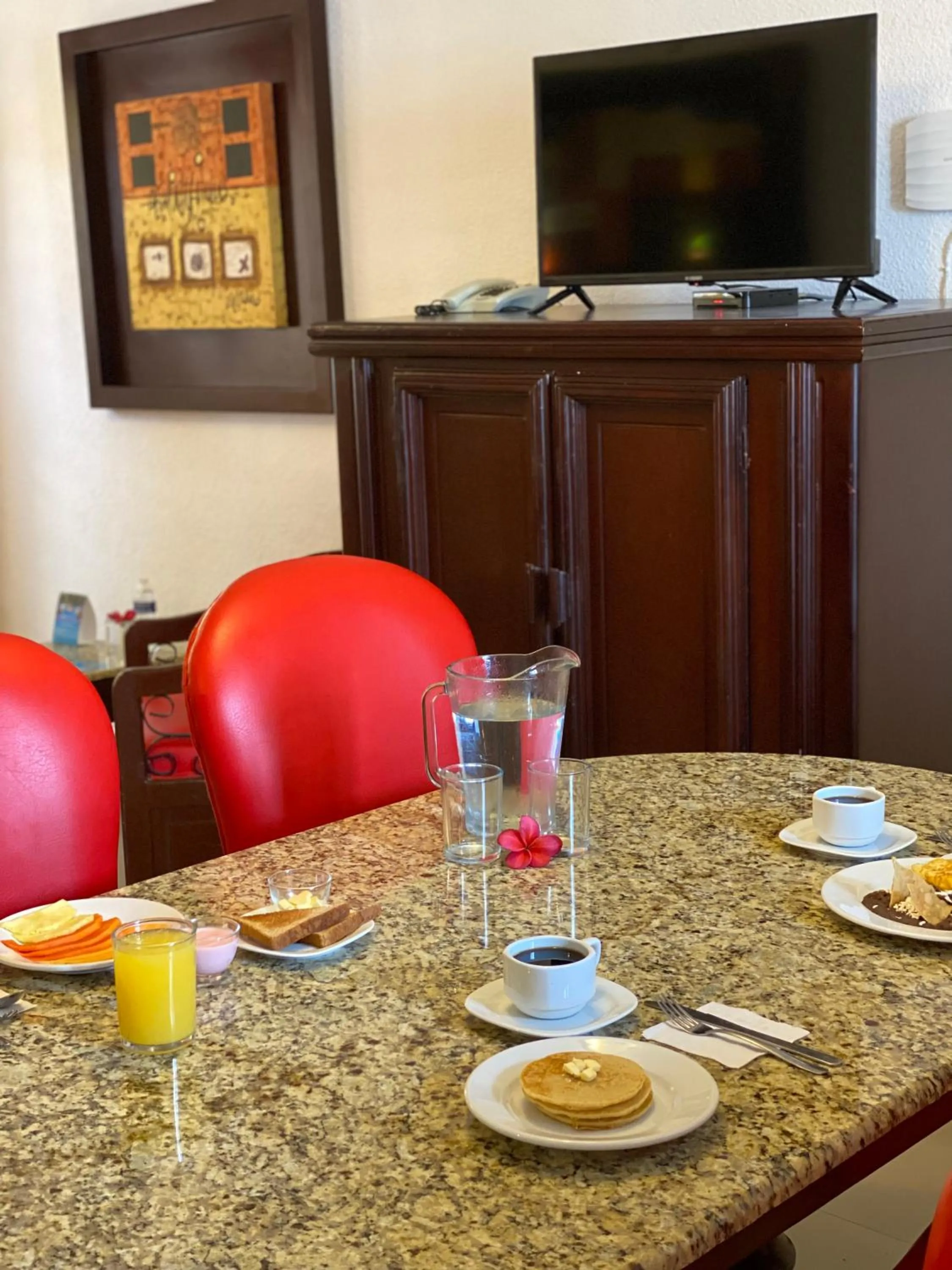 Dining area in Hotel Las Golondrinas