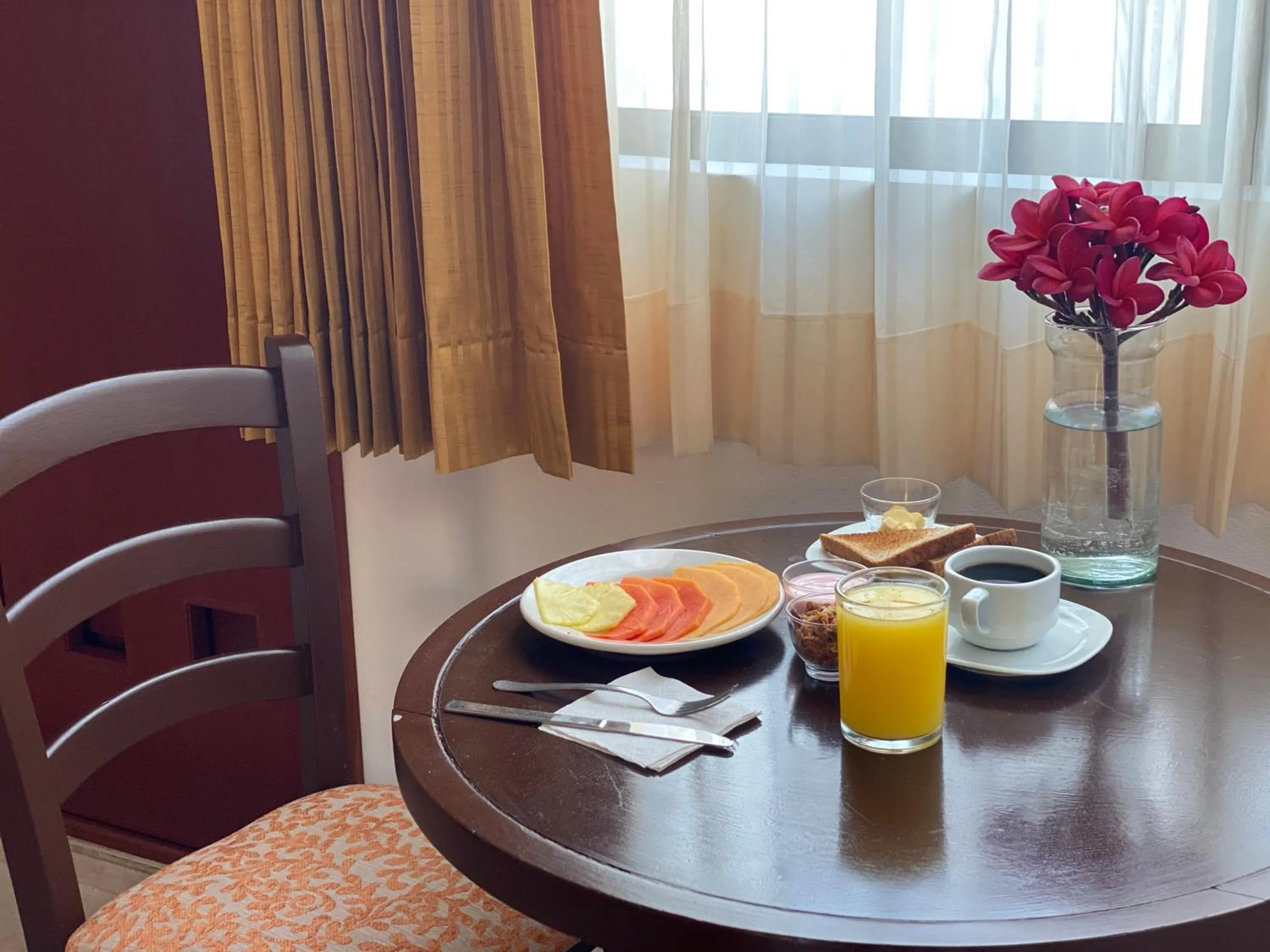 Continental breakfast in Hotel Las Golondrinas