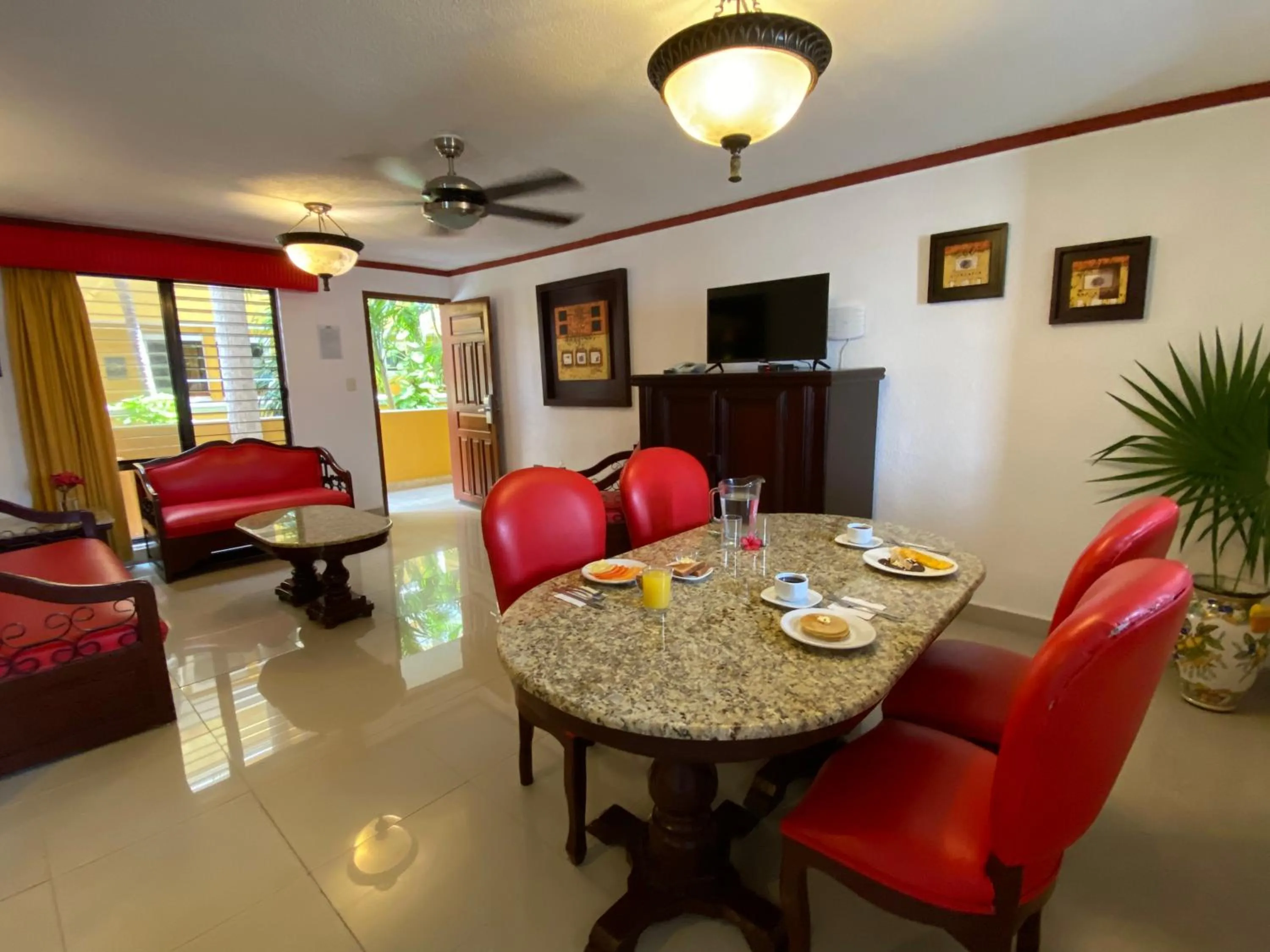 Living room in Hotel Las Golondrinas