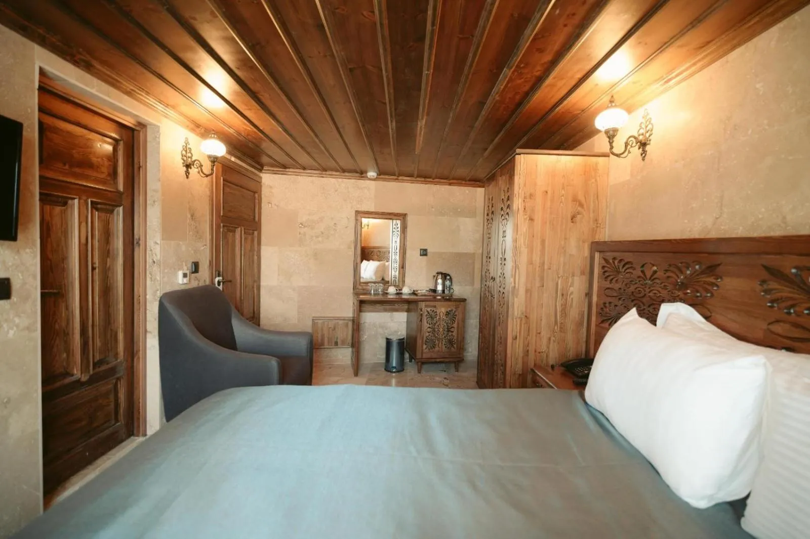 Bed in Cappadocia Old Houses